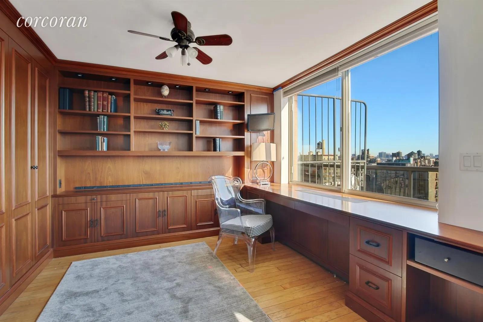 New York City Real Estate | View 250 West 90th Street, PH1D | Library | View 3
