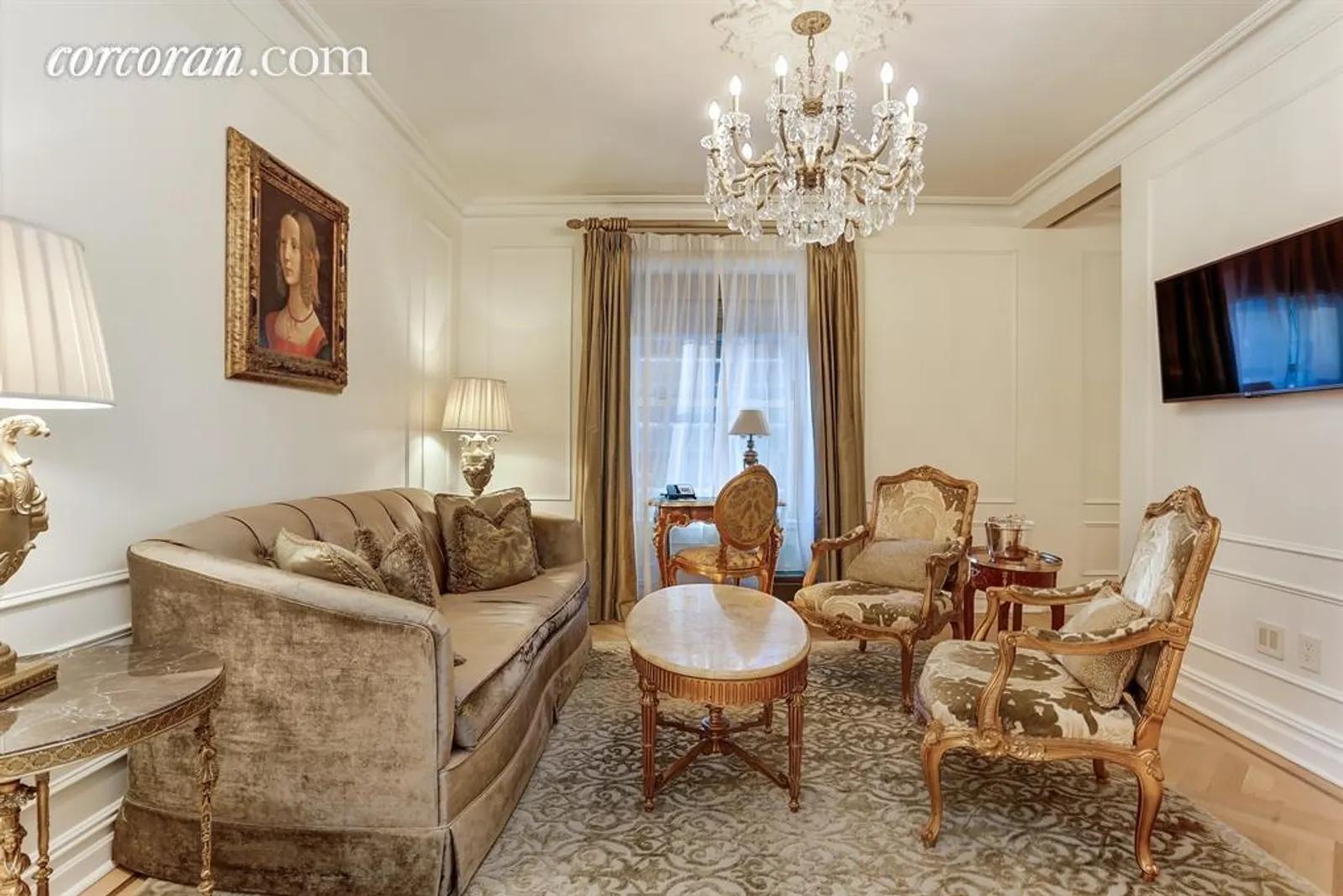 New York City Real Estate | View 768 Fifth Avenue, 1427 | 1 Bed, 1 Bath | View 1