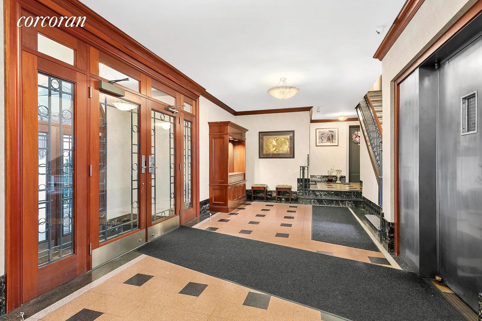 New York City Real Estate | View 222 East 82nd Street, 4E | 4 | View 10