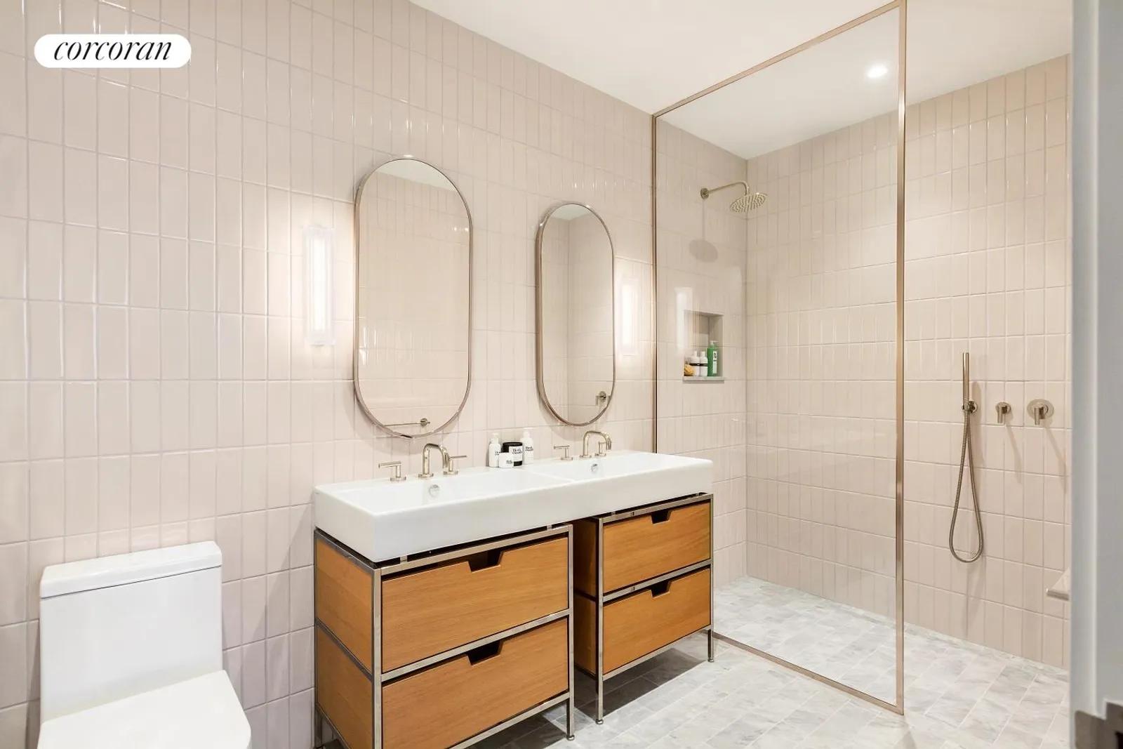 New York City Real Estate | View 11 Hoyt Street, 41A | Full Bathroom | View 10