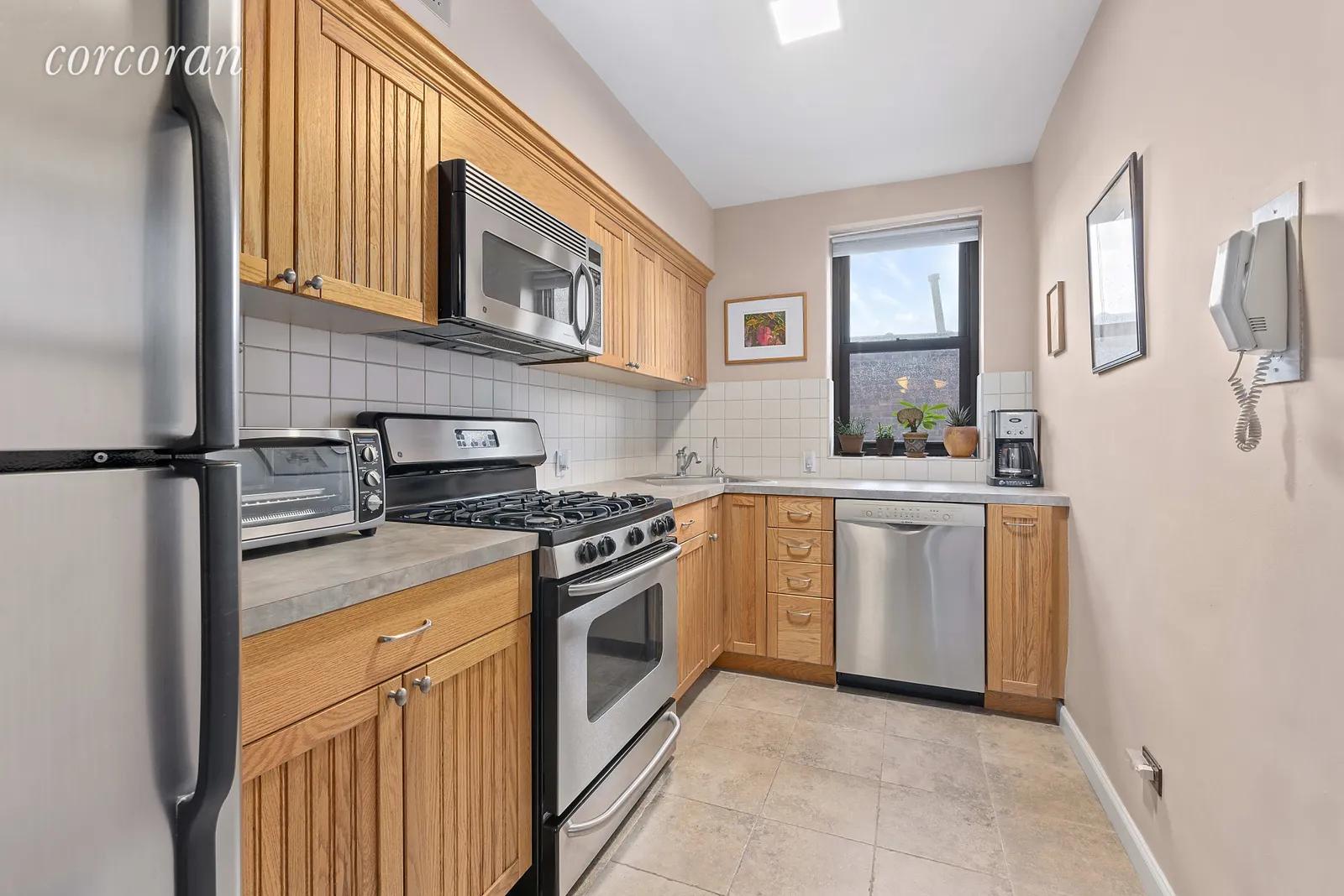 New York City Real Estate | View 41-31 51st Street, 5L | room 1 | View 2