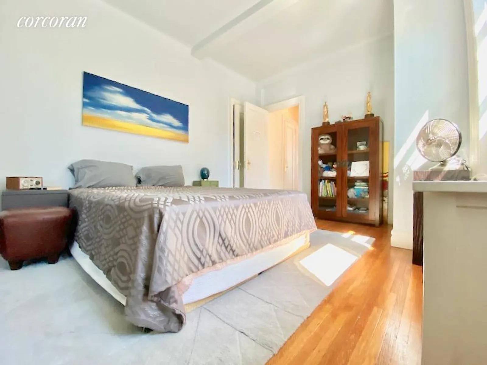 New York City Real Estate | View 710 West End Avenue, 14D | room 2 | View 3