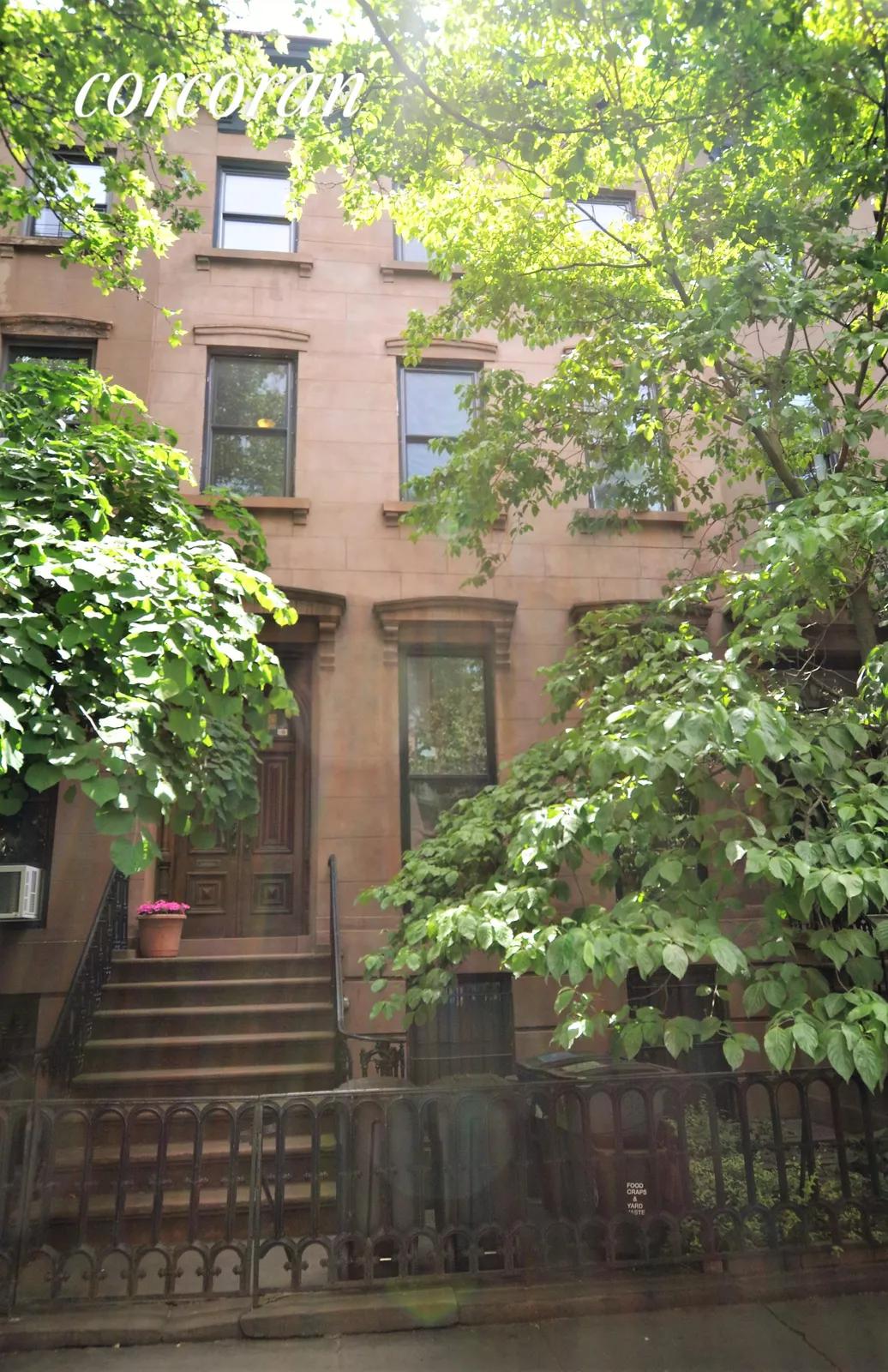 New York City Real Estate | View 390 Pacific Street, 2 | 3 Beds, 1 Bath | View 1