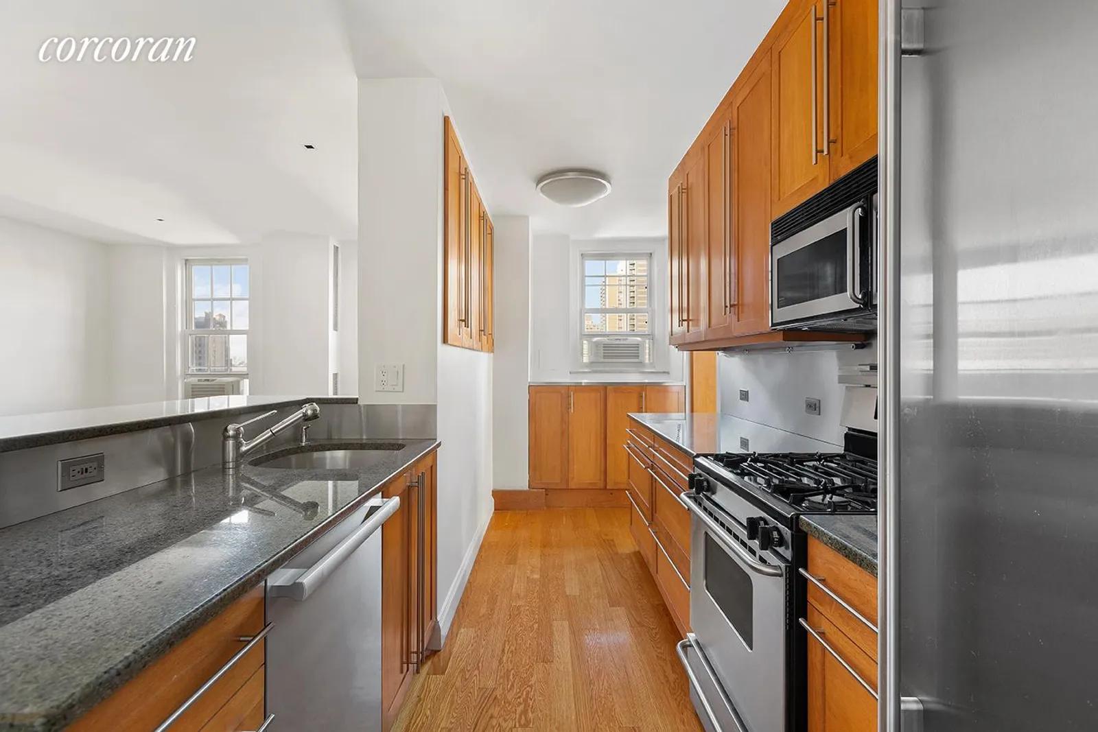 New York City Real Estate | View 160 Henry Street, 9C | room 2 | View 3