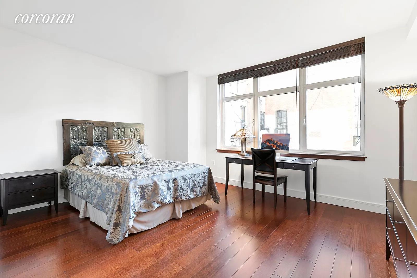 New York City Real Estate | View 181 East 90th Street, 5E | 3 | View 5