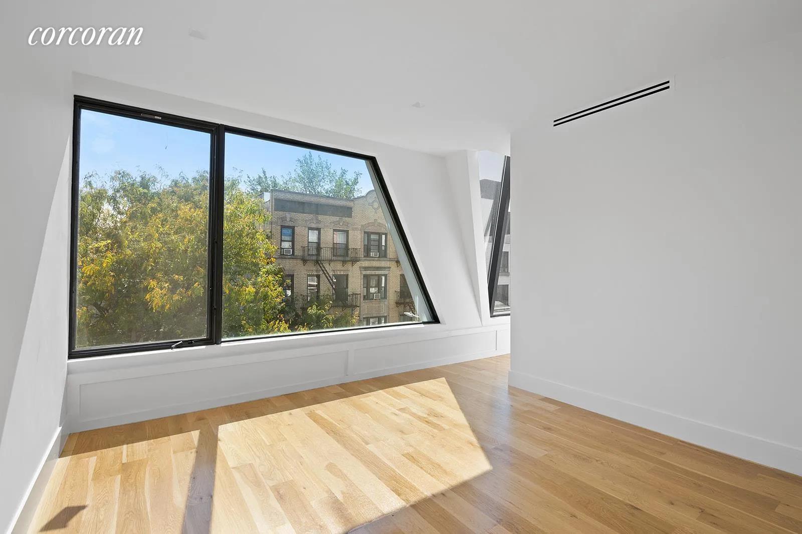 New York City Real Estate | View 205 Freeman Street, PH | room 3 | View 4