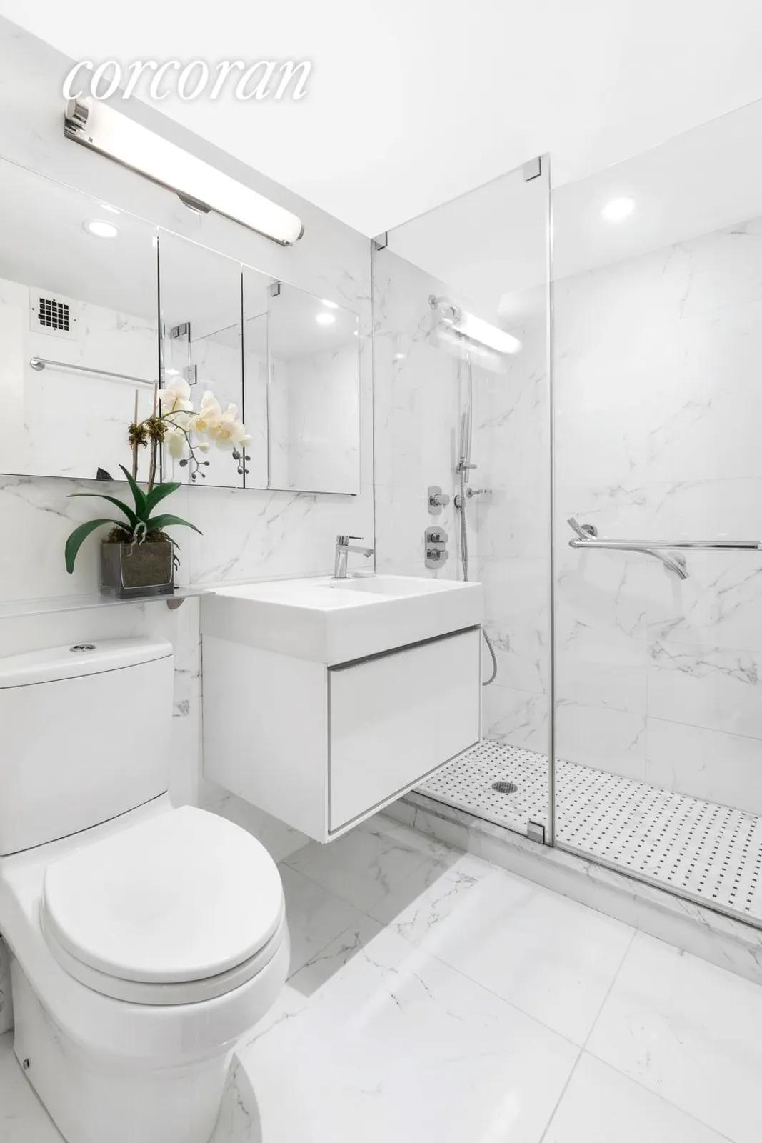 New York City Real Estate | View 45 Sutton Place South, 3L | Bathroom | View 8