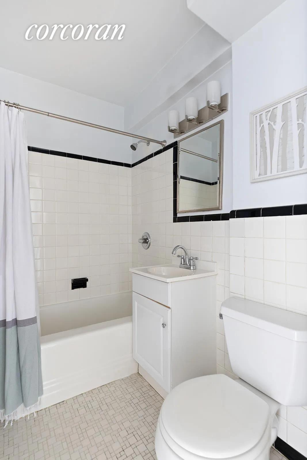 New York City Real Estate | View 100 Remsen Street, 6J | Full Bathroom | View 7