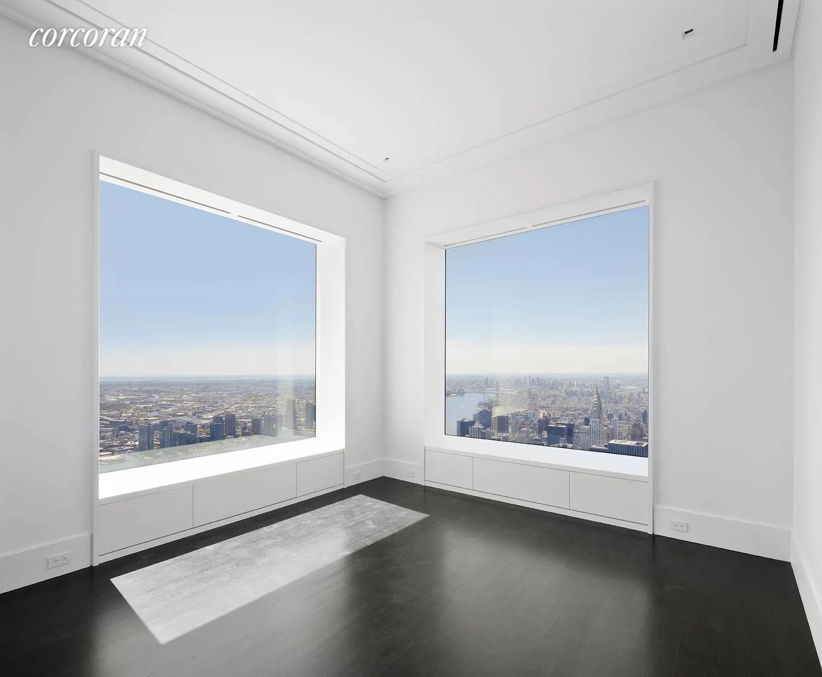 New York City Real Estate | View 432 Park Avenue, PH82 | Guest Suite | View 14