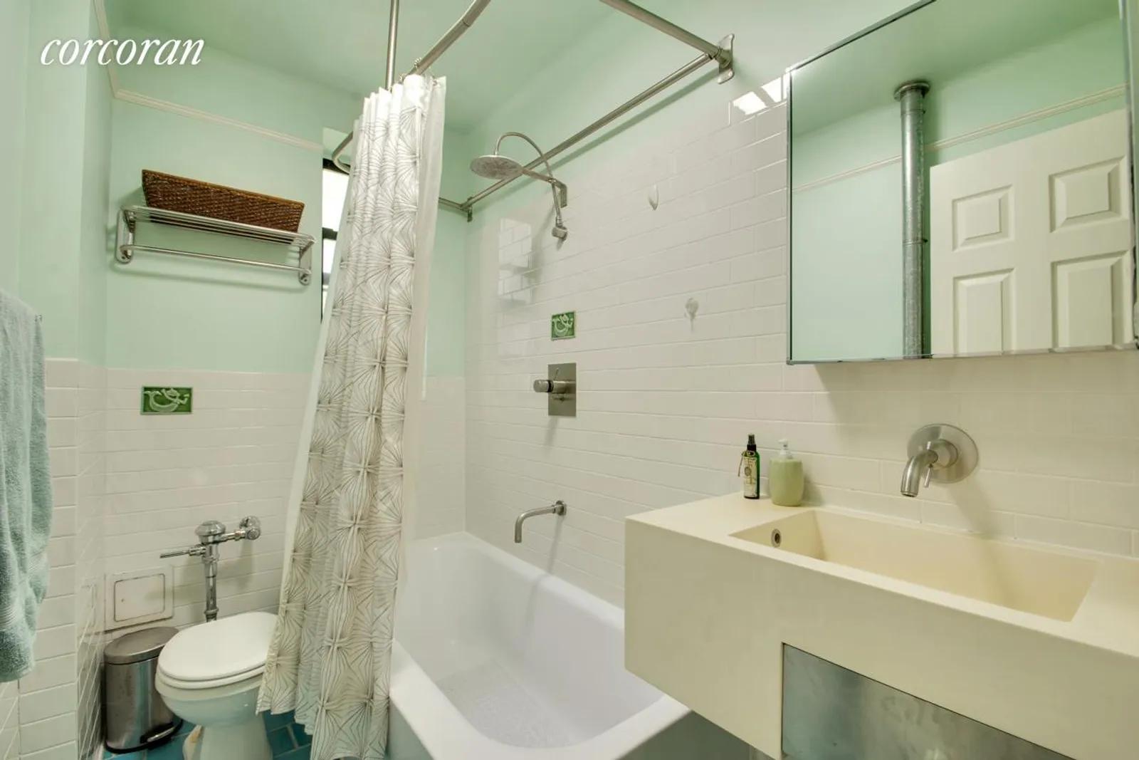 New York City Real Estate | View 870 West 181st Street, 56/58 | Full Bathroom | View 6