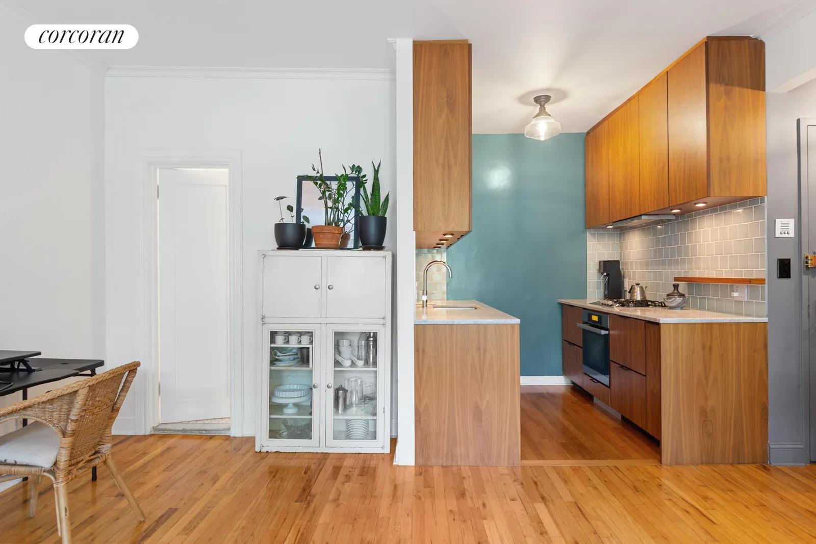 New York City Real Estate | View 21 South Portland Ave, 3R | Dining Room | View 5