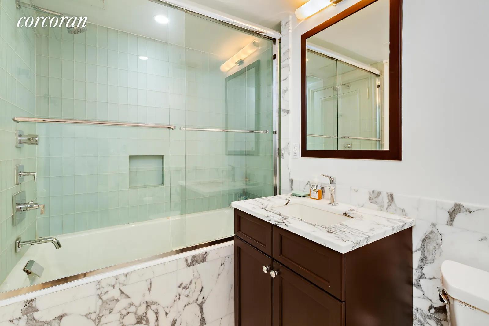 New York City Real Estate | View 2109 Broadway, 7144 | Bathroom | View 10