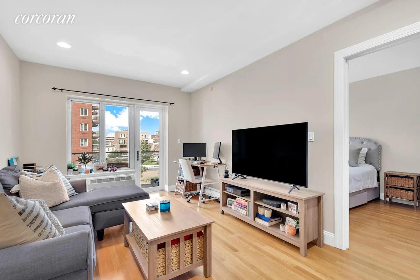 New York City Real Estate | View 30-94 Crescent Street, 2D | 1 Bed, 1 Bath | View 1