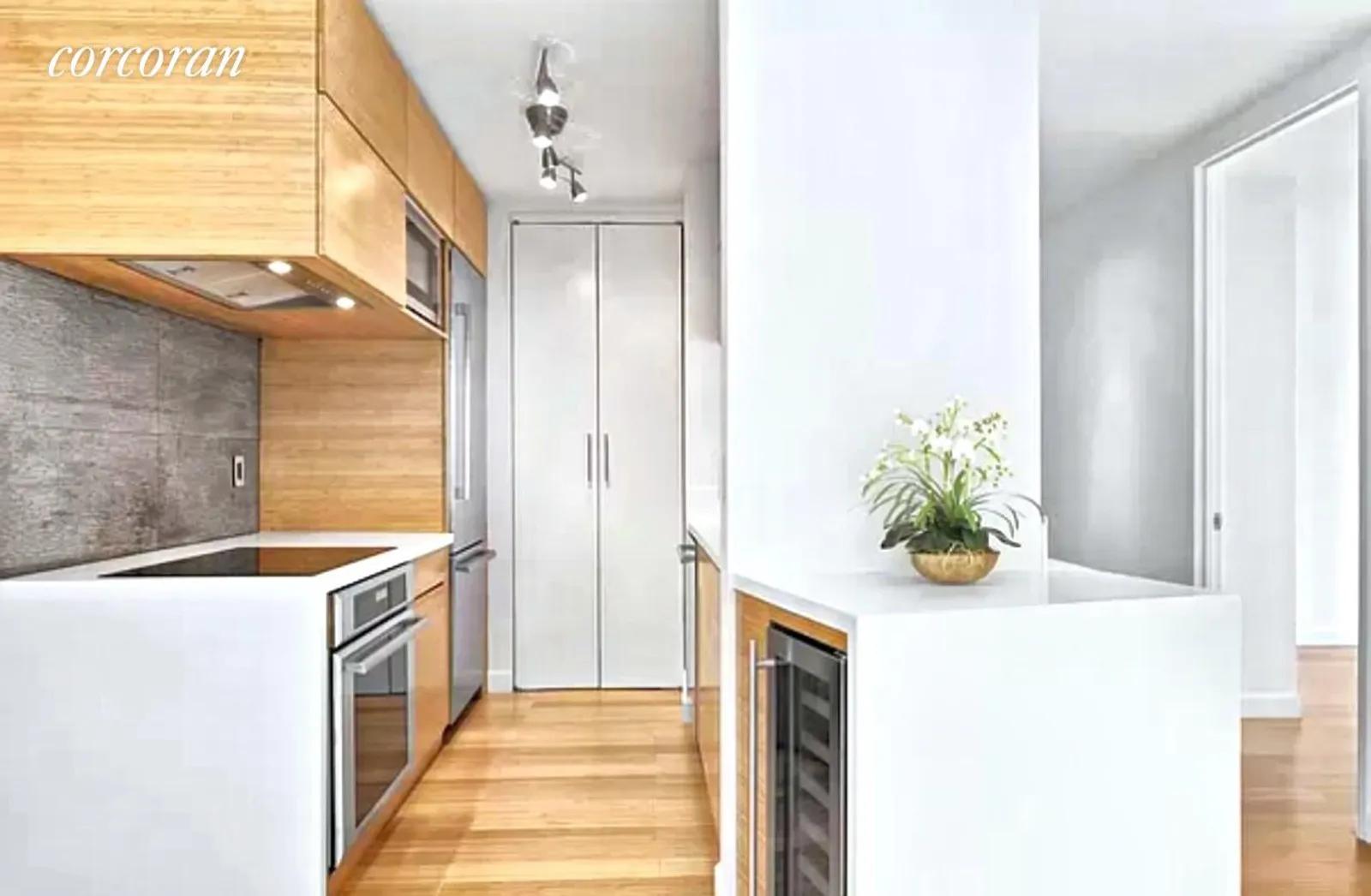 New York City Real Estate | View 201 West 72nd Street, 8C | Kitchen | View 3