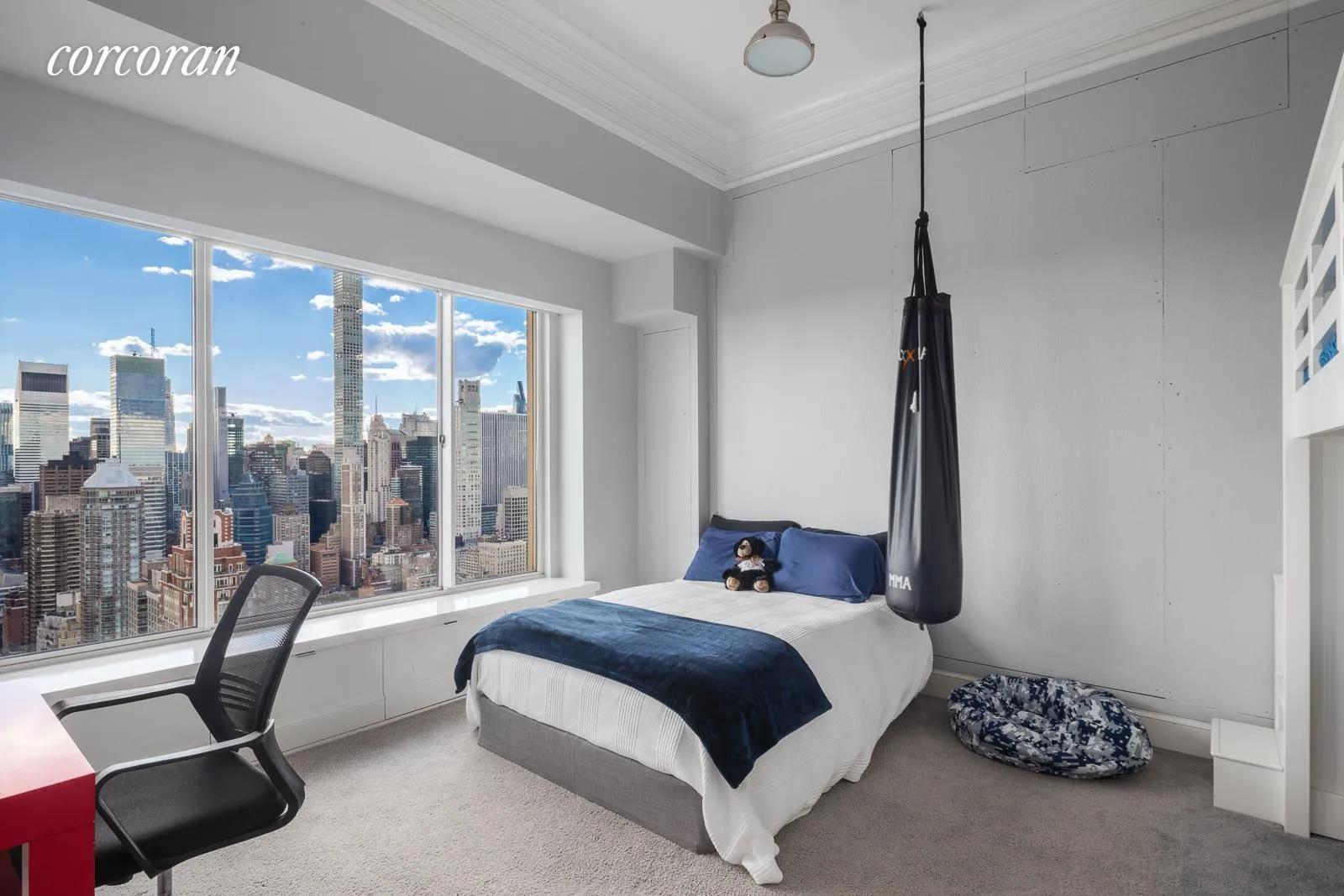 New York City Real Estate | View 200 East 69th Street, 47THFL | room 11 | View 12