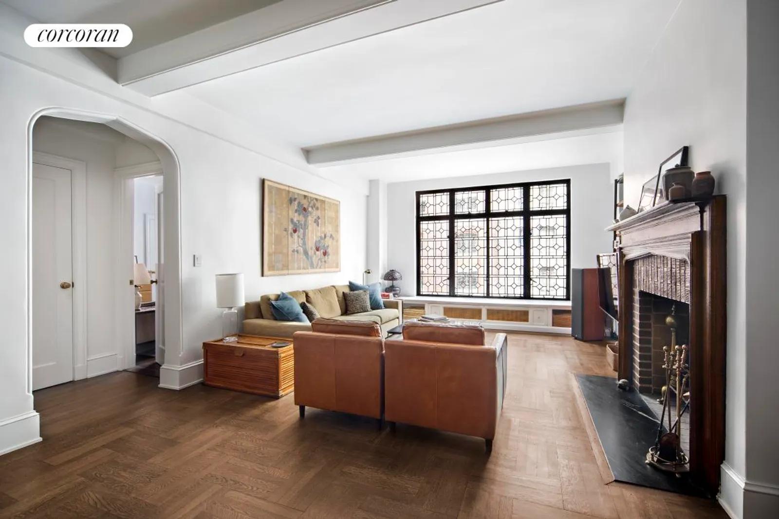 New York City Real Estate | View 40 West 67th Street, 7B | Living Room | View 2