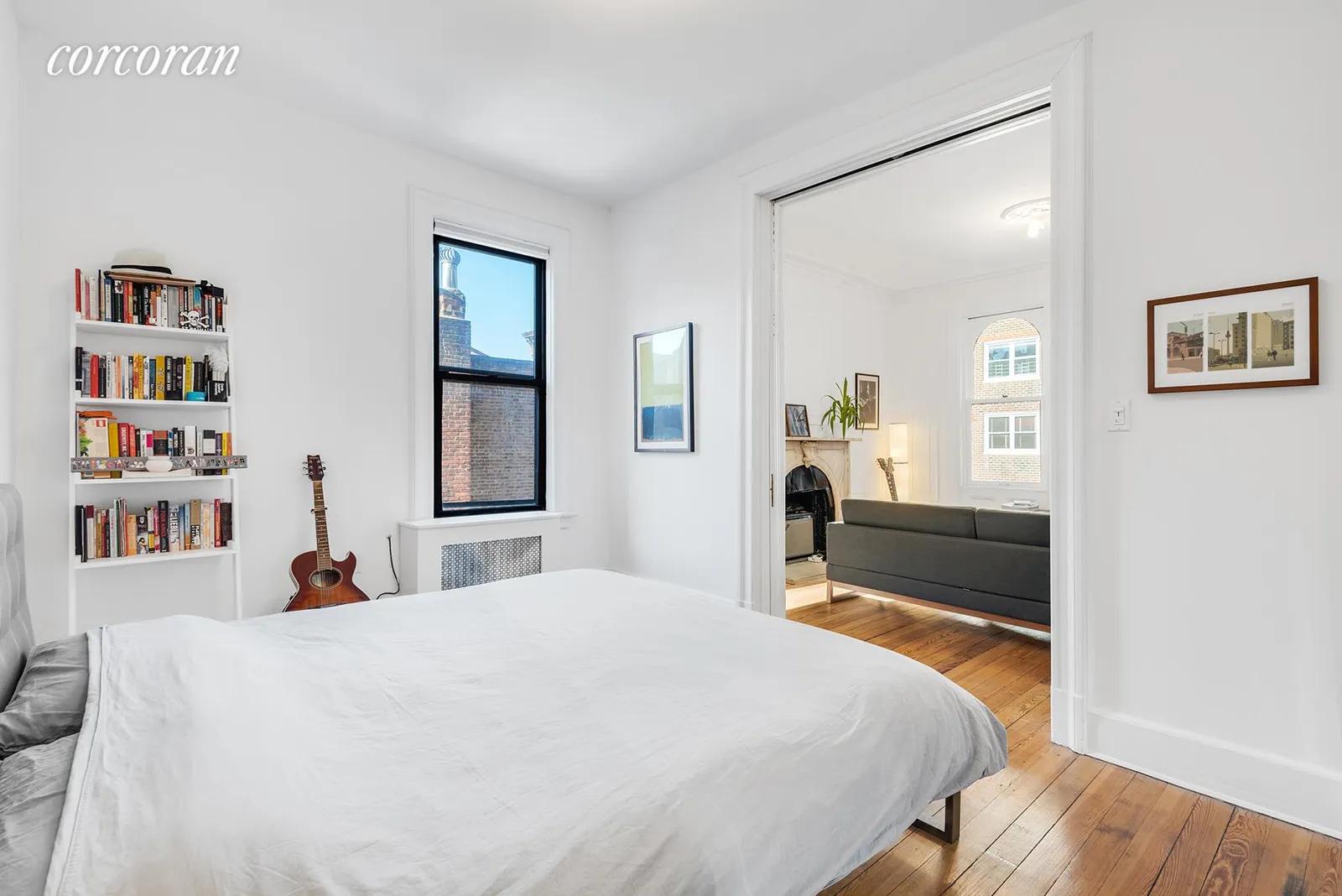 New York City Real Estate | View 15 Barrow Street, 4F | room 3 | View 4