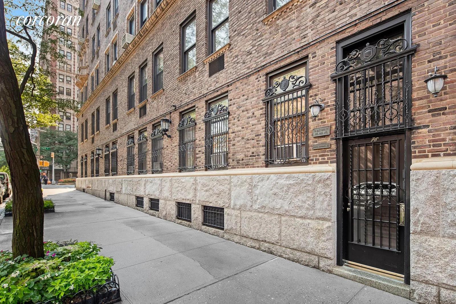 New York City Real Estate | View 1192 Park Avenue, 1C | 2 Beds, 1 Bath | View 1