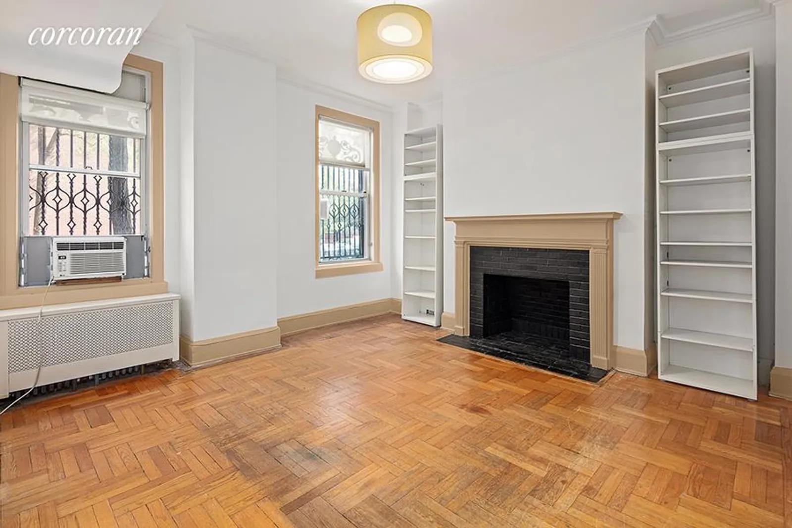 New York City Real Estate | View 1192 Park Avenue, 1C | Exam Room / Office | View 6