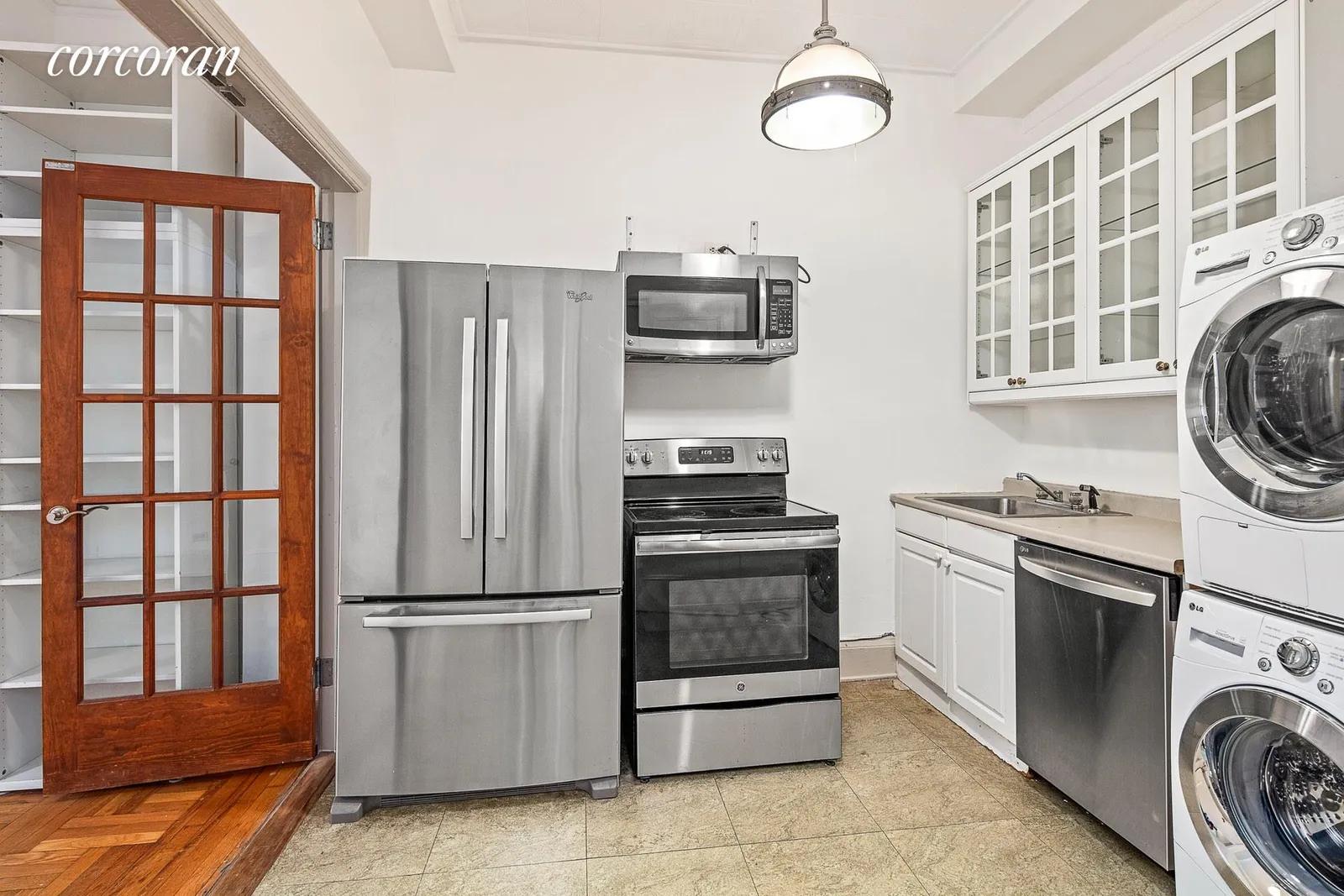 New York City Real Estate | View 1192 Park Avenue, 1C | Kitchen | View 8
