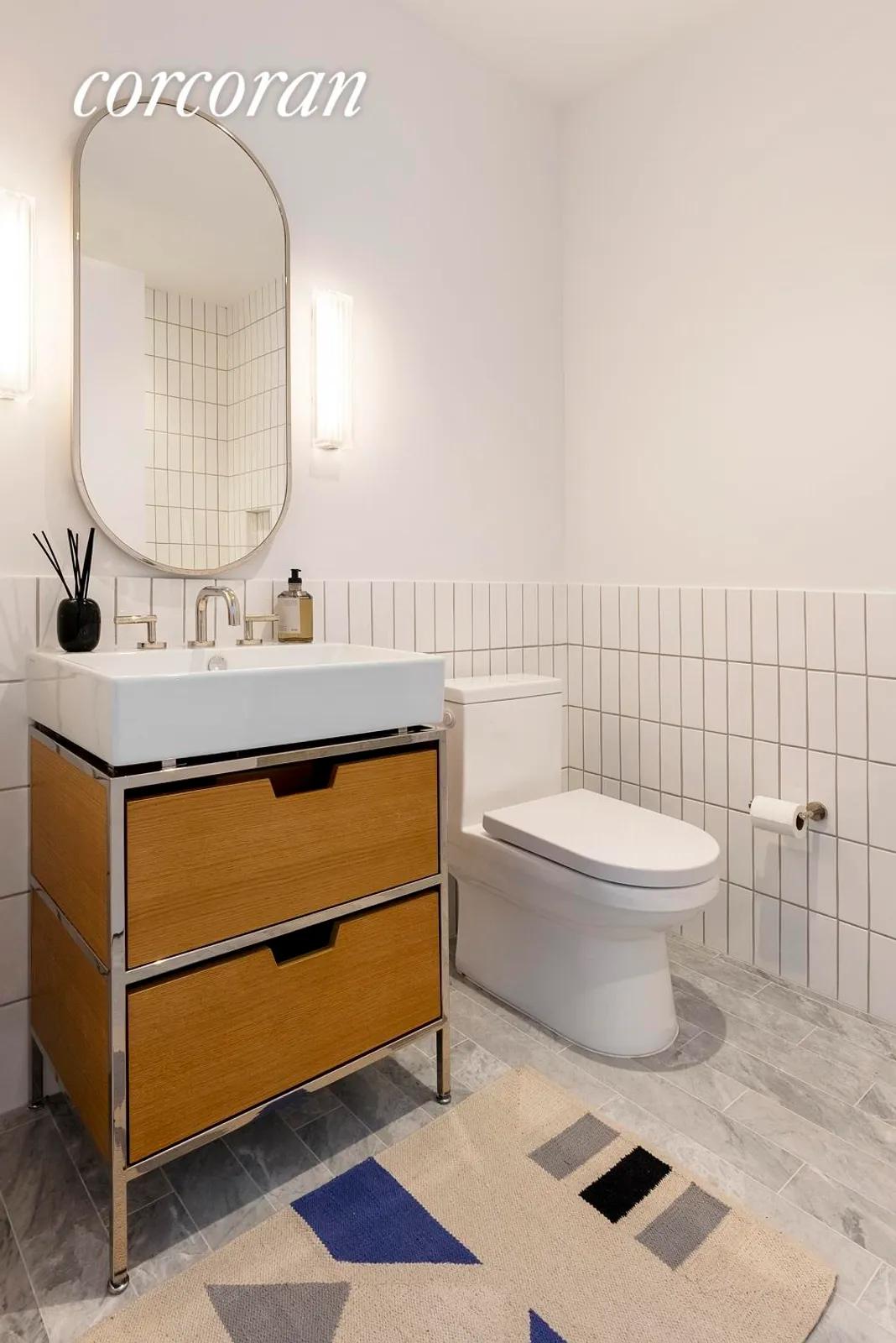 New York City Real Estate | View 11 Hoyt Street, 31H | Full Bathroom | View 7