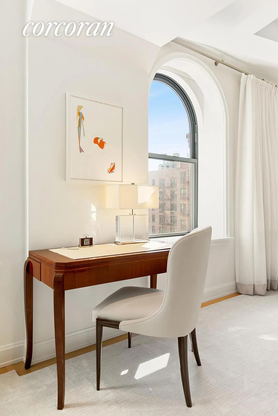 New York City Real Estate | View 275 West 10th Street, 4C | room 2 | View 3