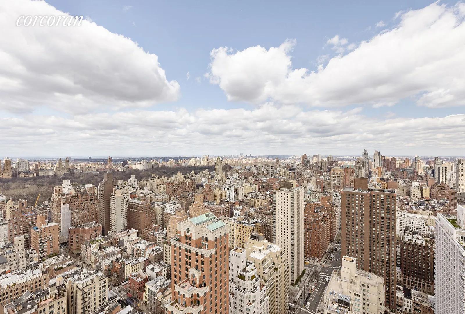 New York City Real Estate | View 200 East 69th Street, 44B | View | View 21