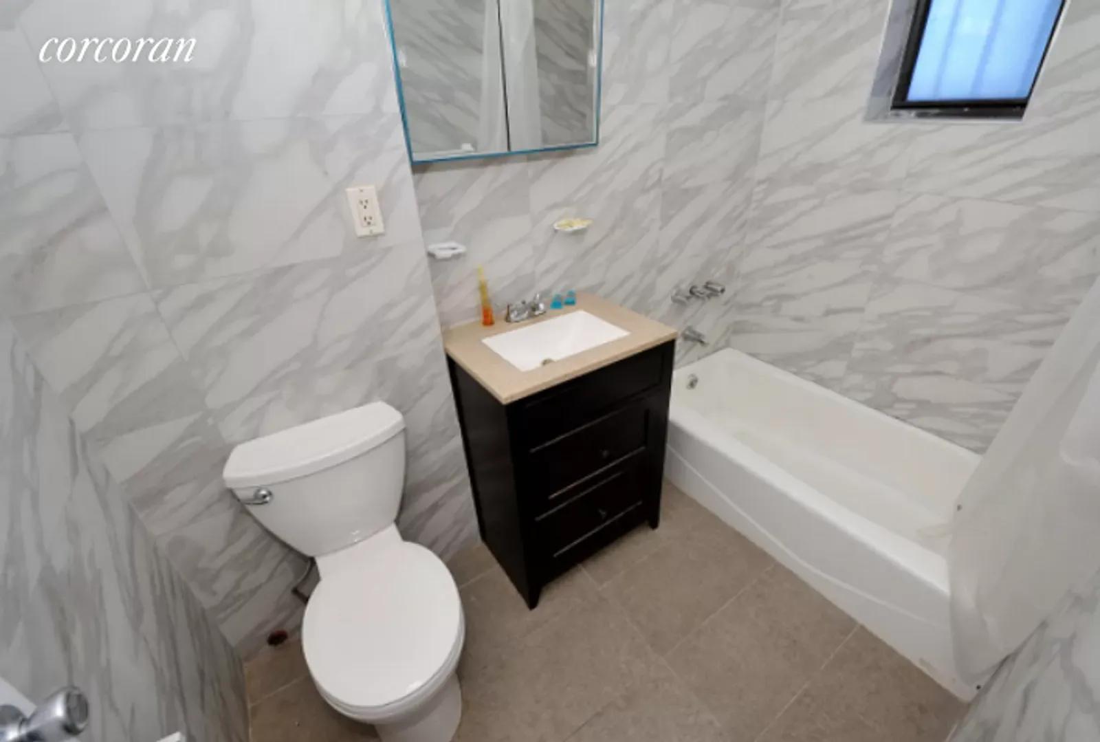 New York City Real Estate | View 478 Ninth Avenue, 1 | Full Bathroom | View 8
