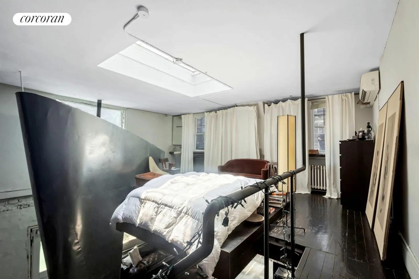 New York City Real Estate | View 225 East 21st Street | room 24 | View 25