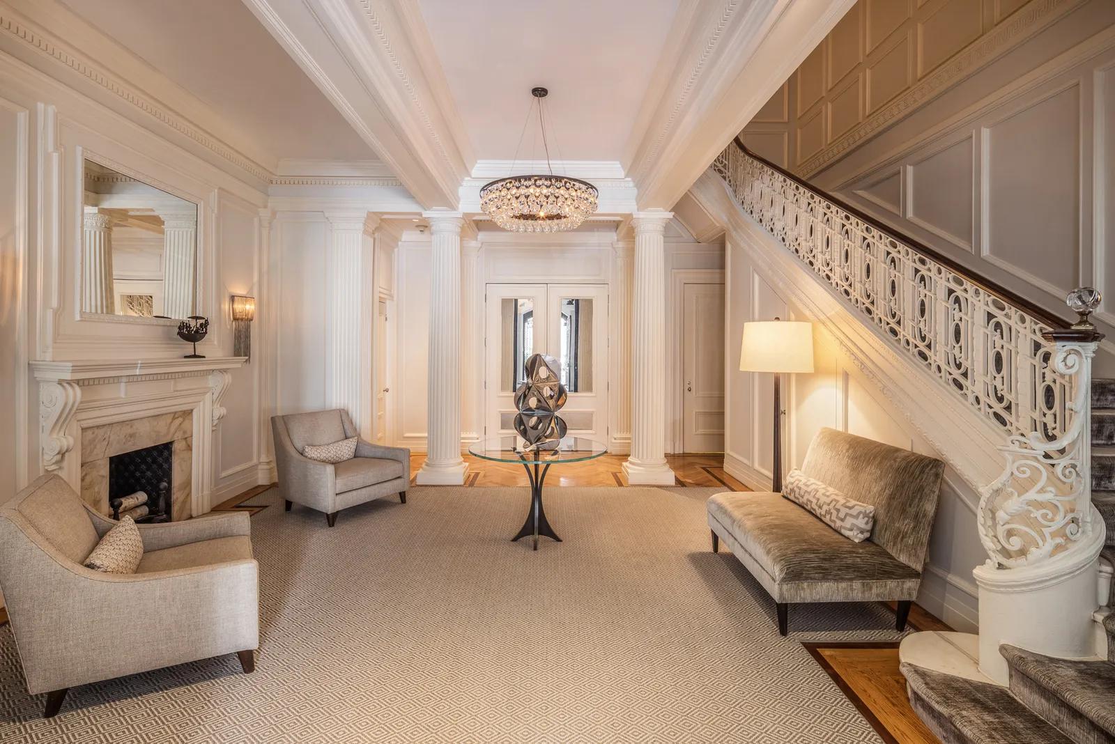 New York City Real Estate | View 40 West 74th Street | room 2 | View 3