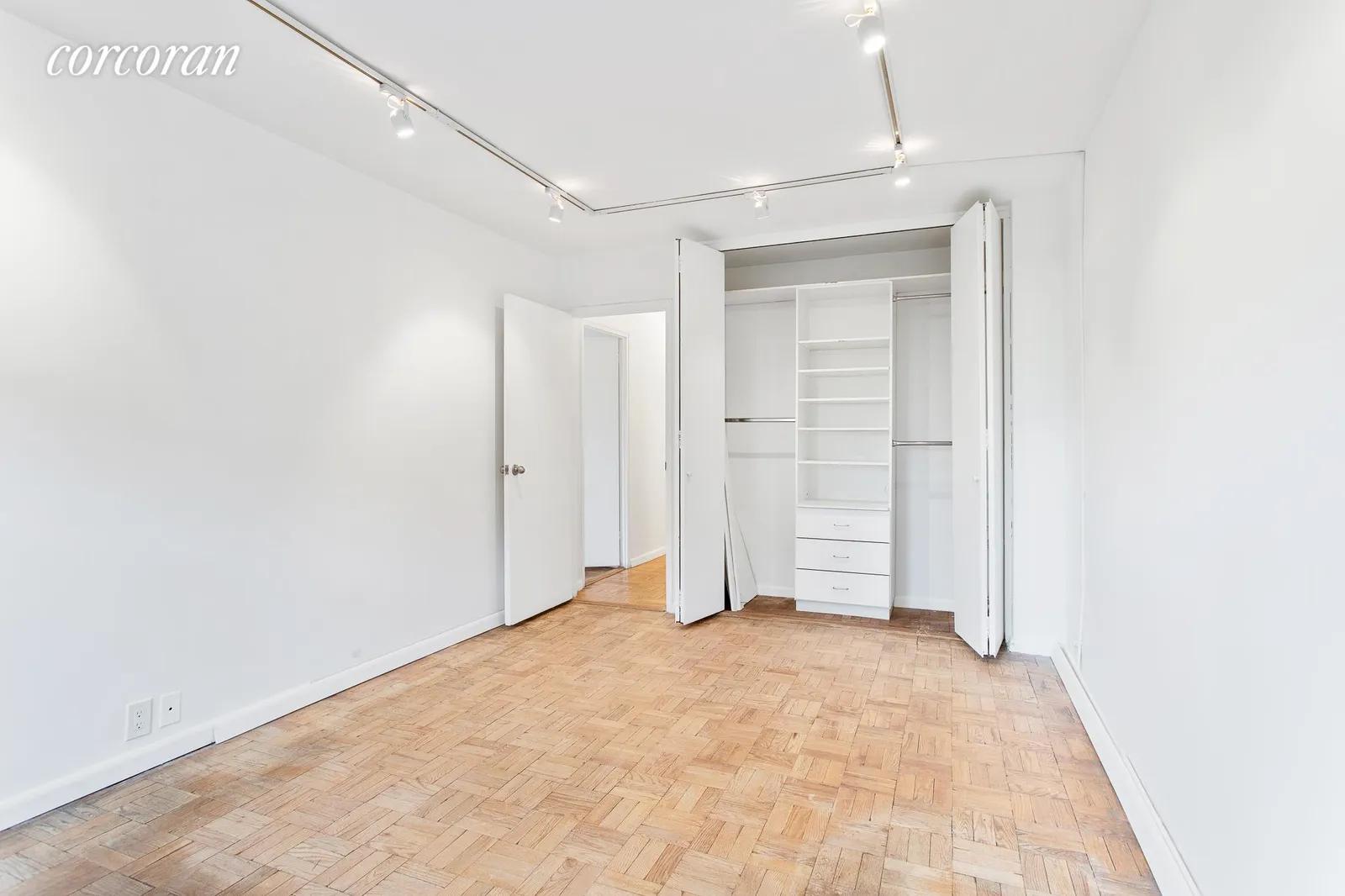 New York City Real Estate | View 200 East 84th Street, 5C | room 6 | View 7