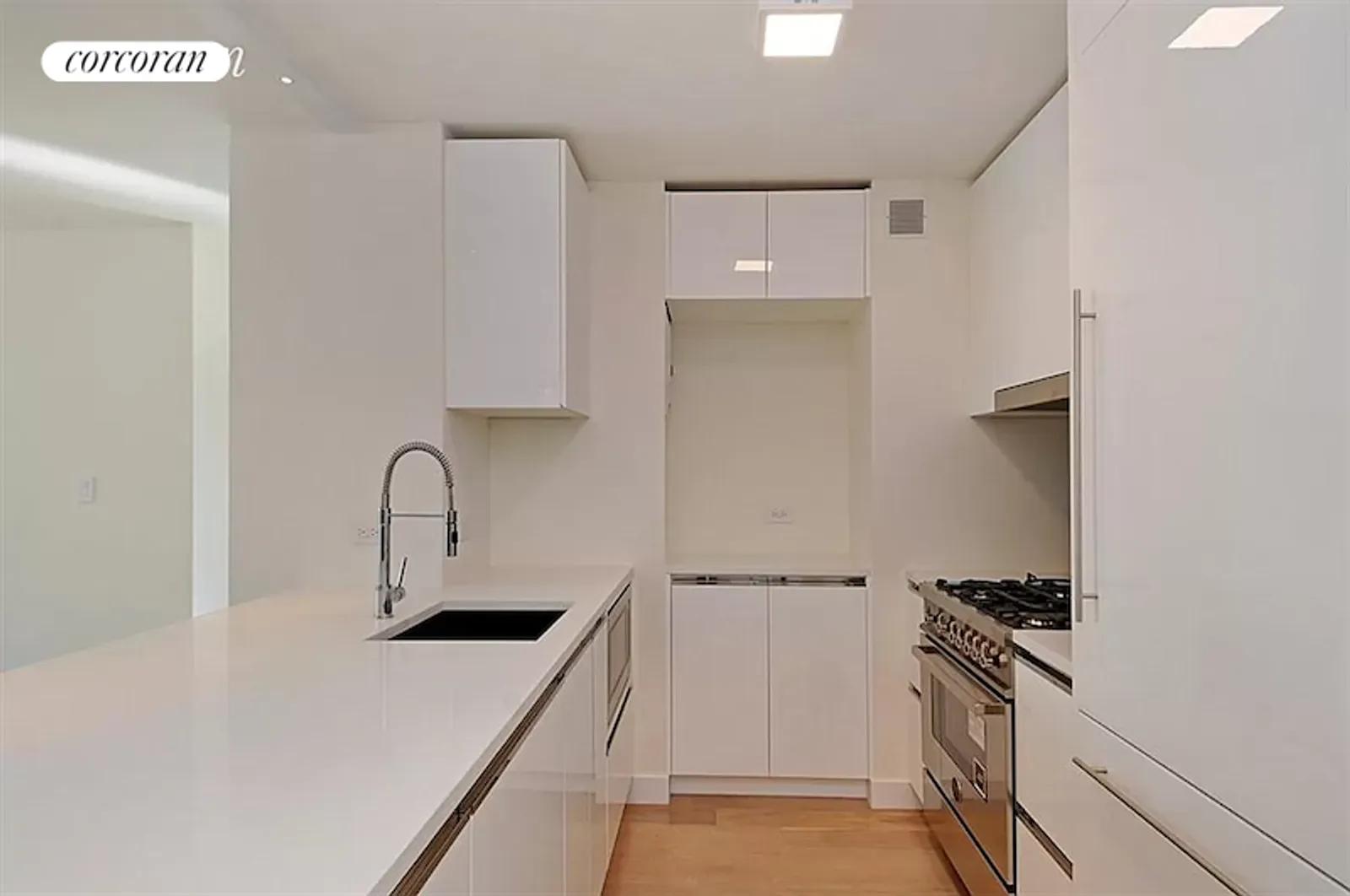 New York City Real Estate | View 301 West 53rd Street, 15K | room 2 | View 3