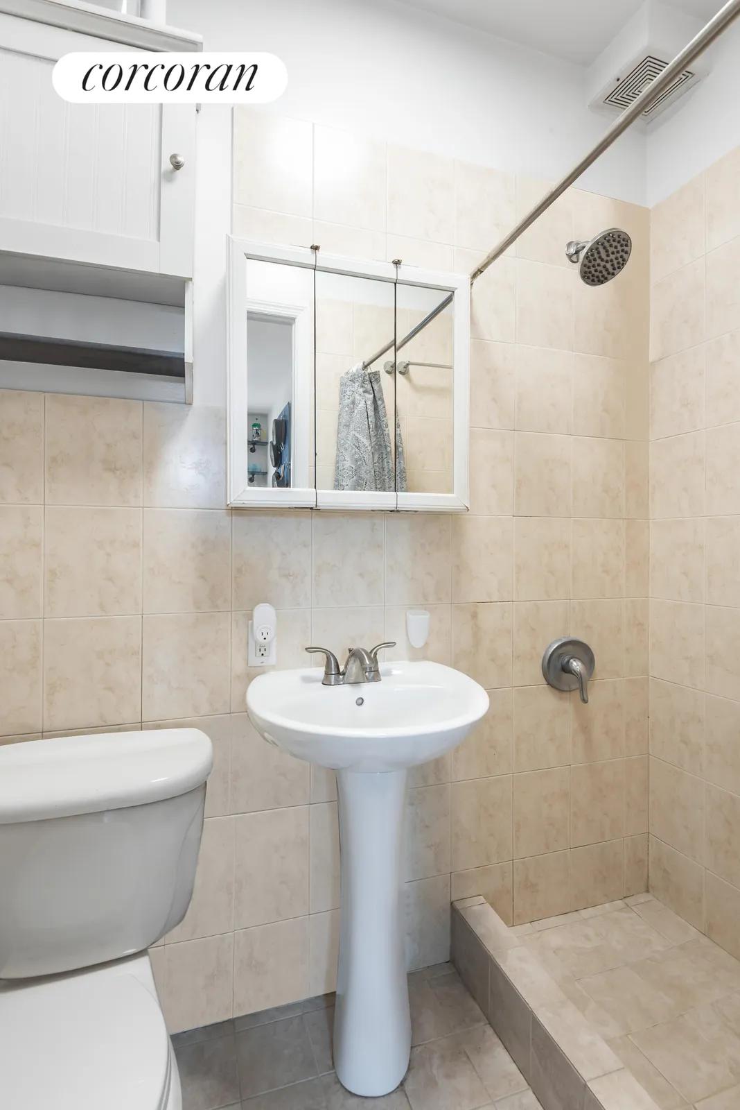 New York City Real Estate | View 595 Morgan Avenue | Full Bathroom | View 11