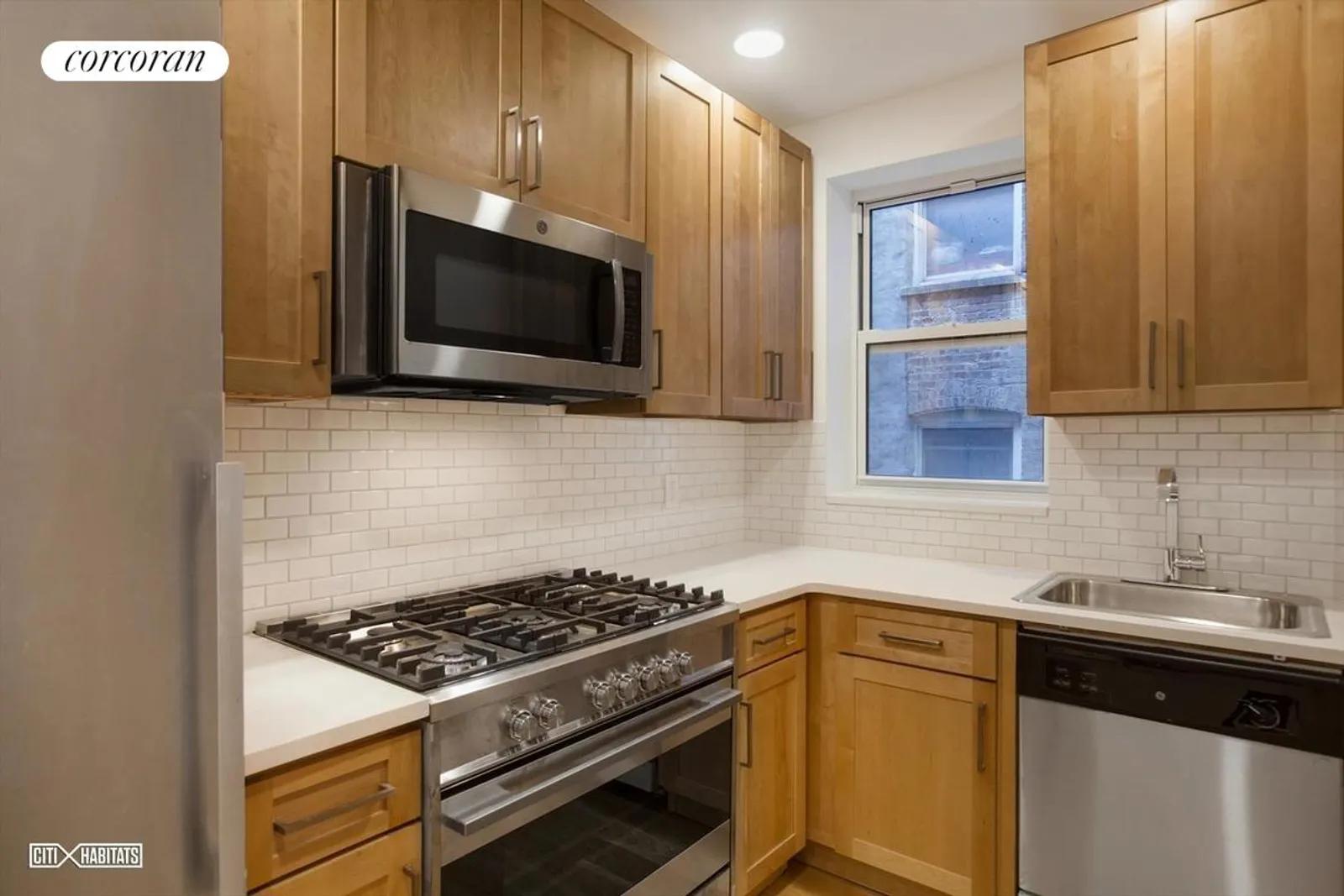 New York City Real Estate | View 3157 Broadway, 21 | 3 Beds, 1 Bath | View 1