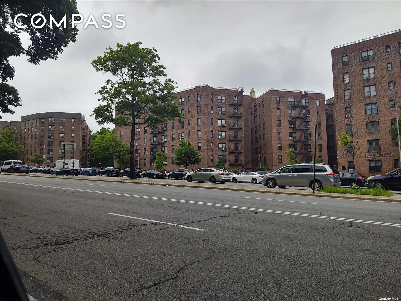 New York City Real Estate | View 83-55 Woodhaven Boulevard, 5H | 2 Beds, 1 Bath | View 1