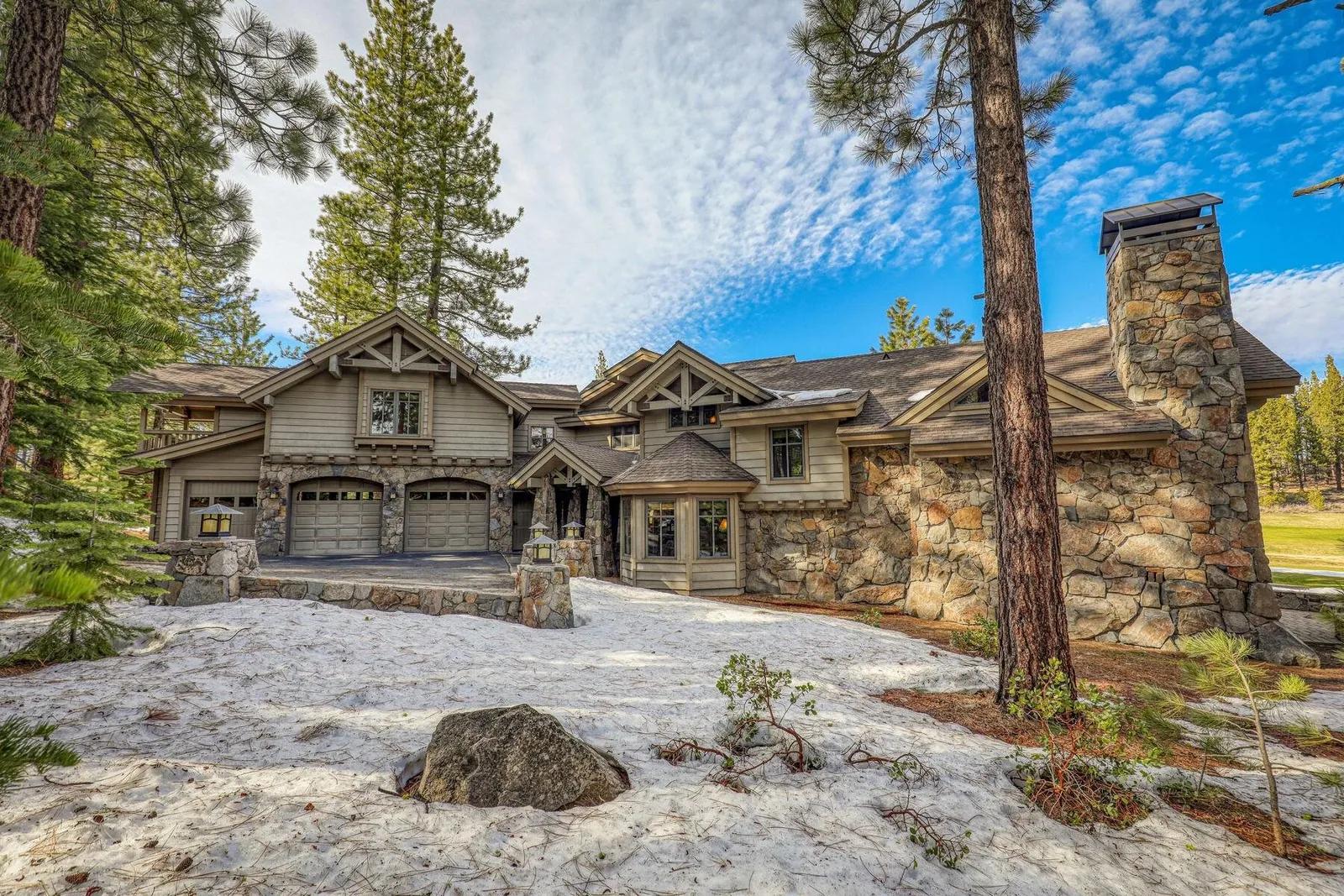 Reno/Tahoe Real Estate | View 10221 Dick Barter | 4 Beds | View 1