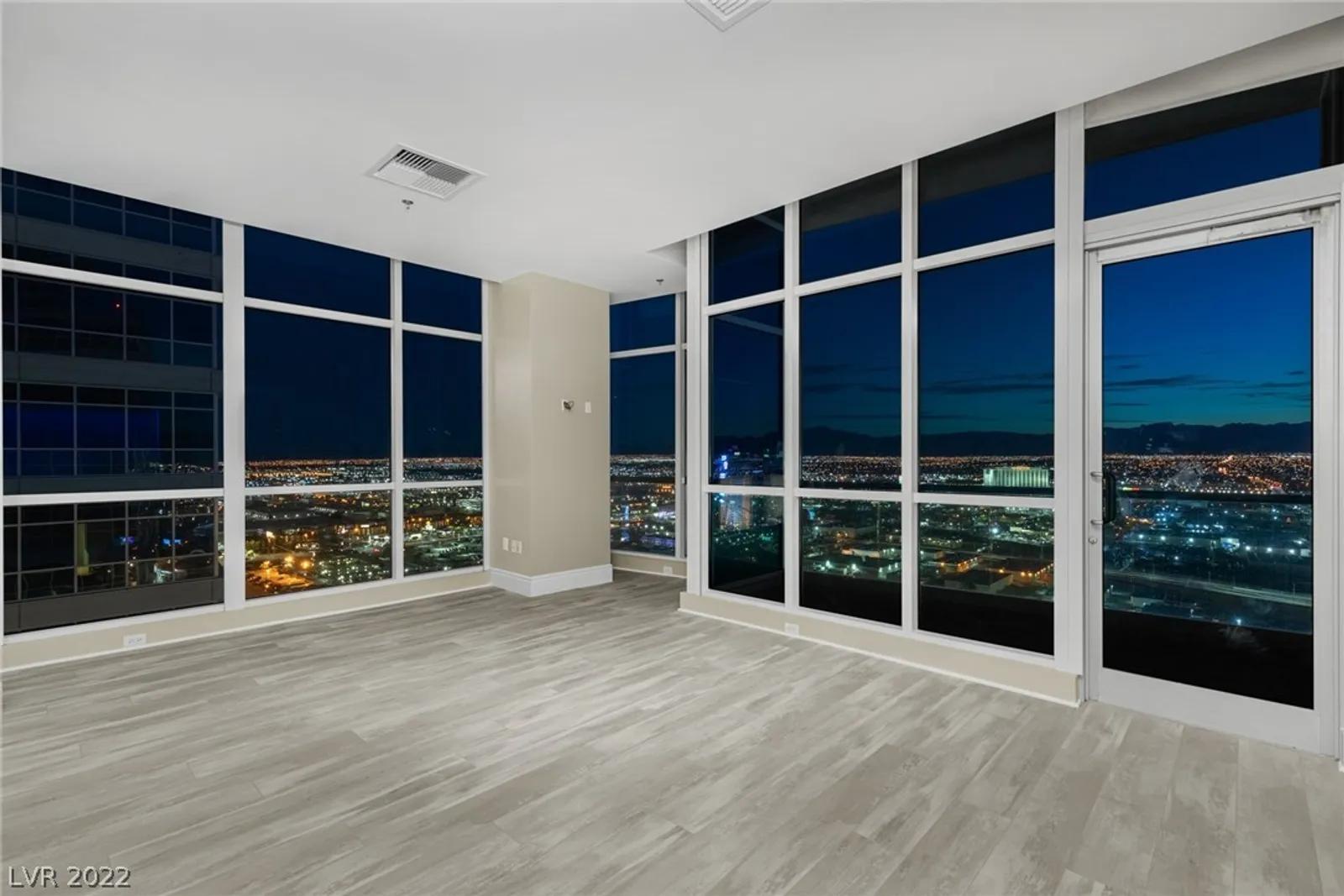 Las Vegas Real Estate | View 4525 Dean Martin Drive 3304 | room 15 | View 16