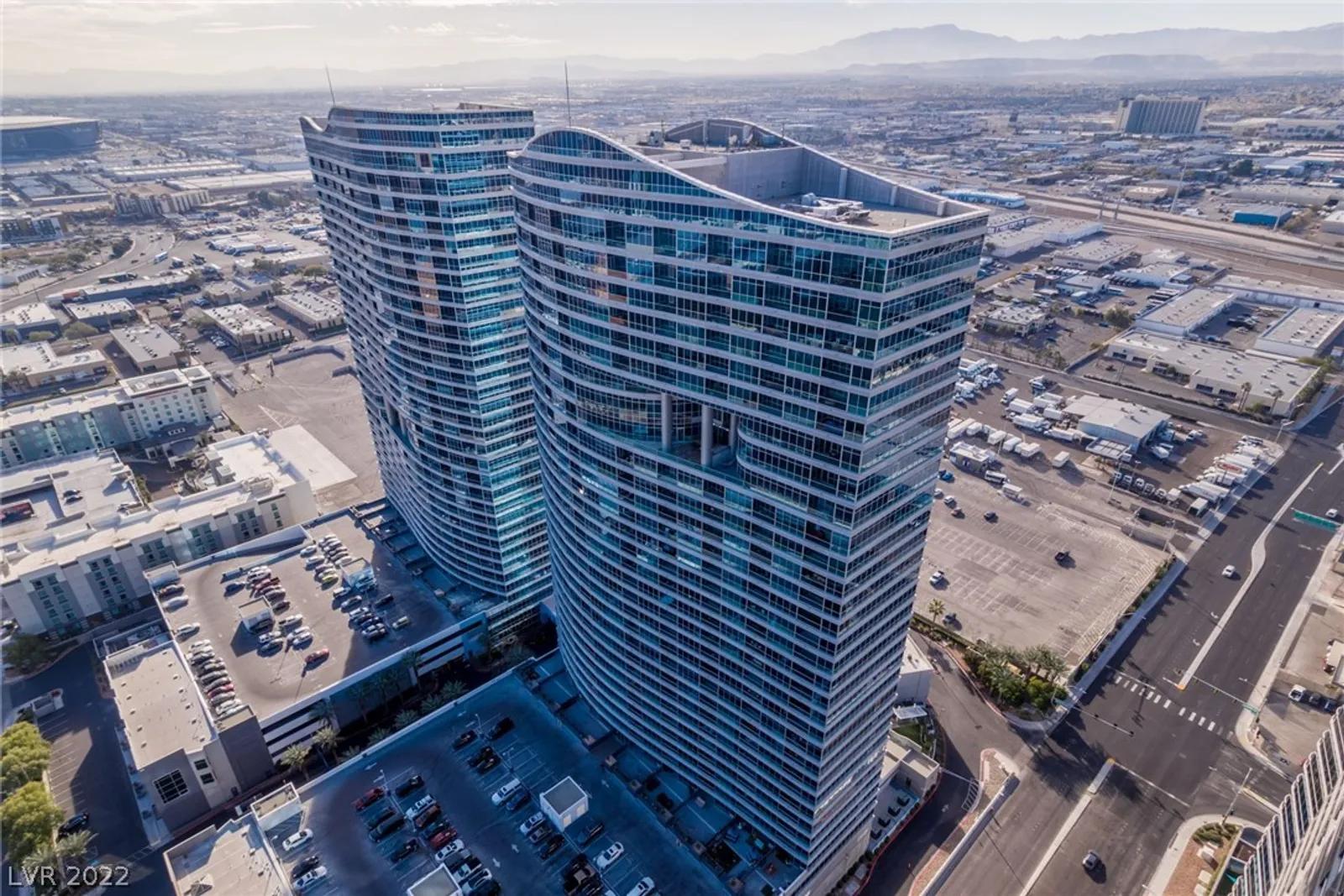 Las Vegas Real Estate | View 4525 Dean Martin Drive 3304 | room 26 | View 27