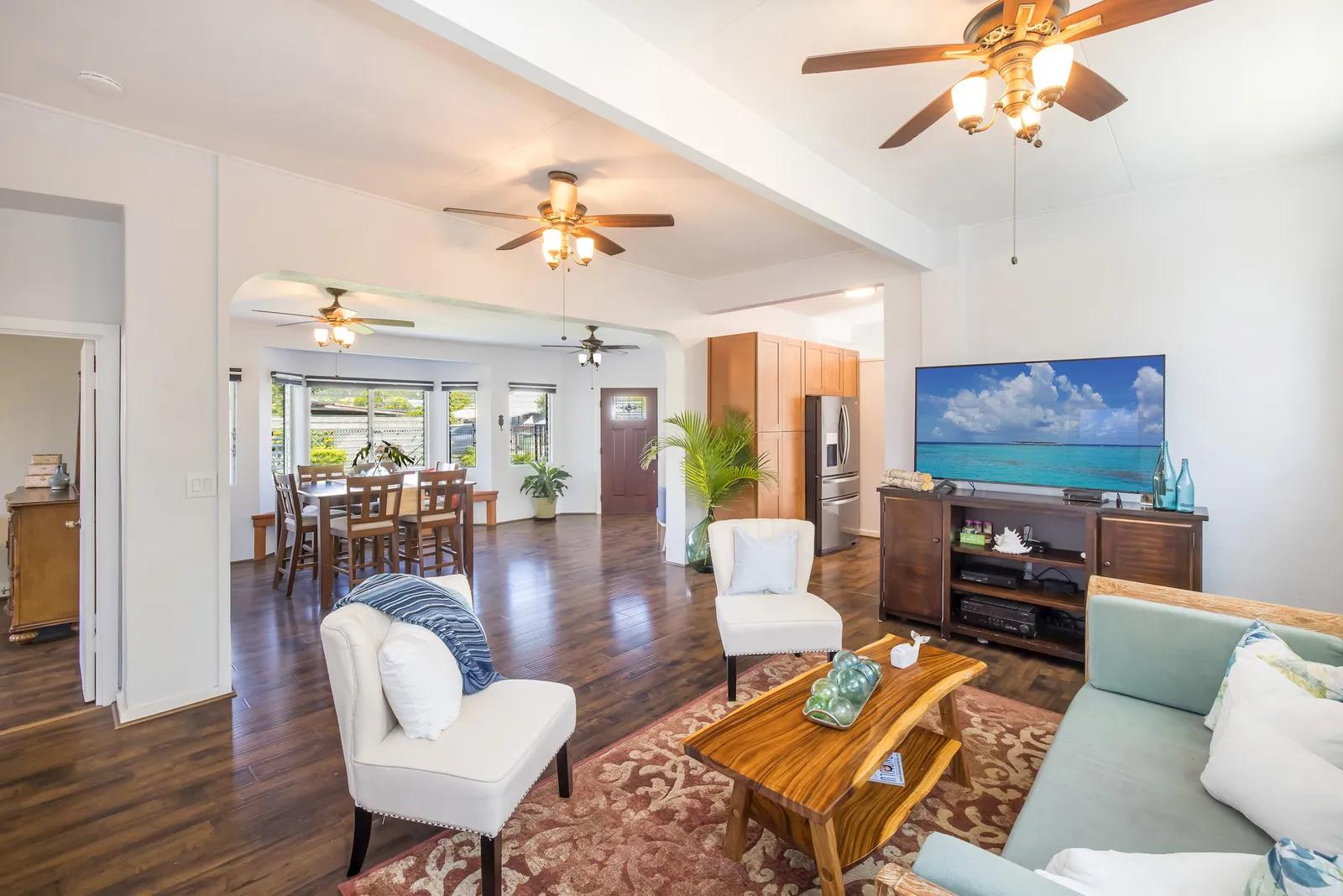 Hawaii Real Estate | View 520 Oneawa Street | room 1 | View 2