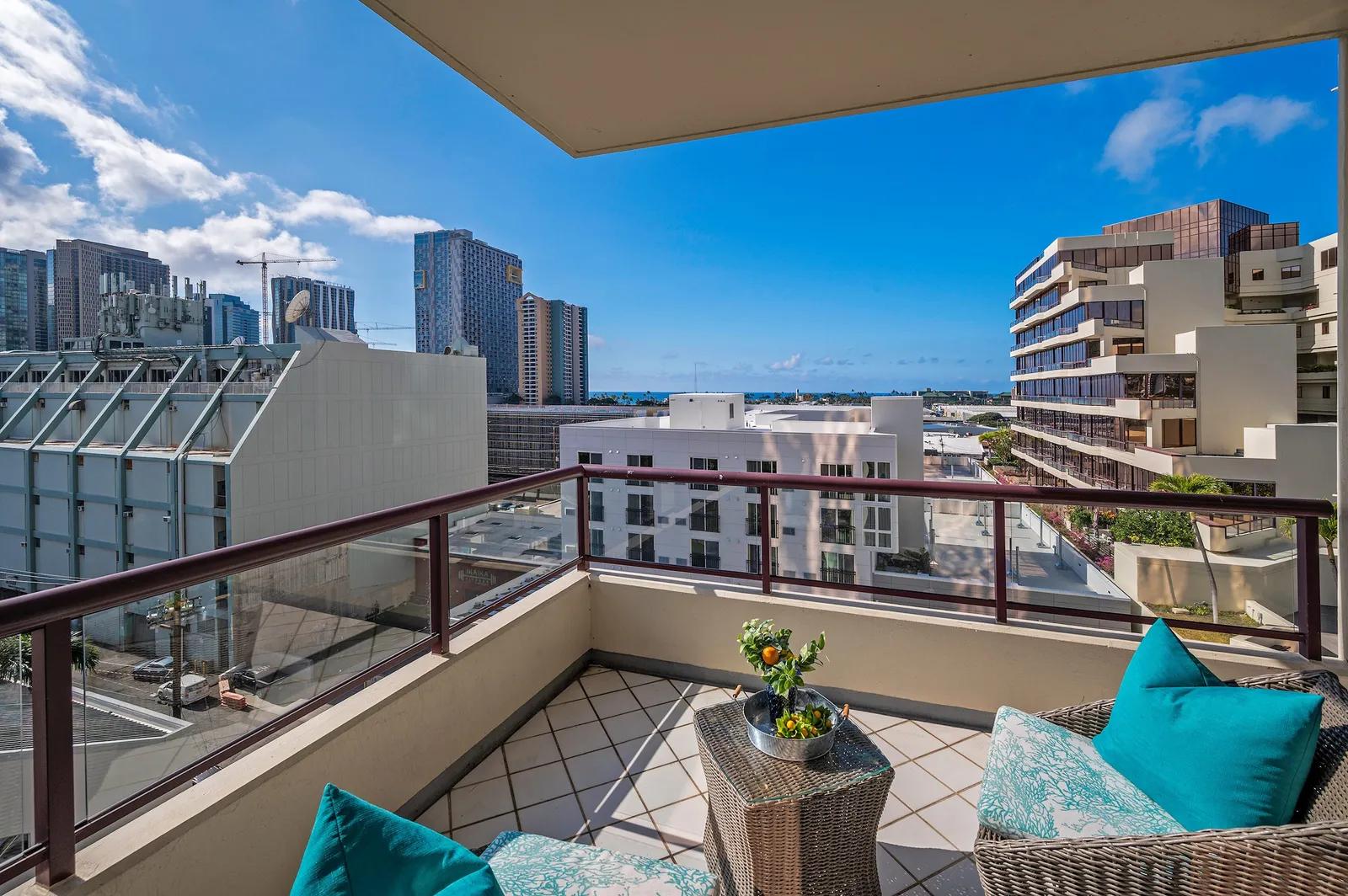 Hawaii Real Estate | View 725 Kapiolani Boulevard, #901 | room 18 | View 19