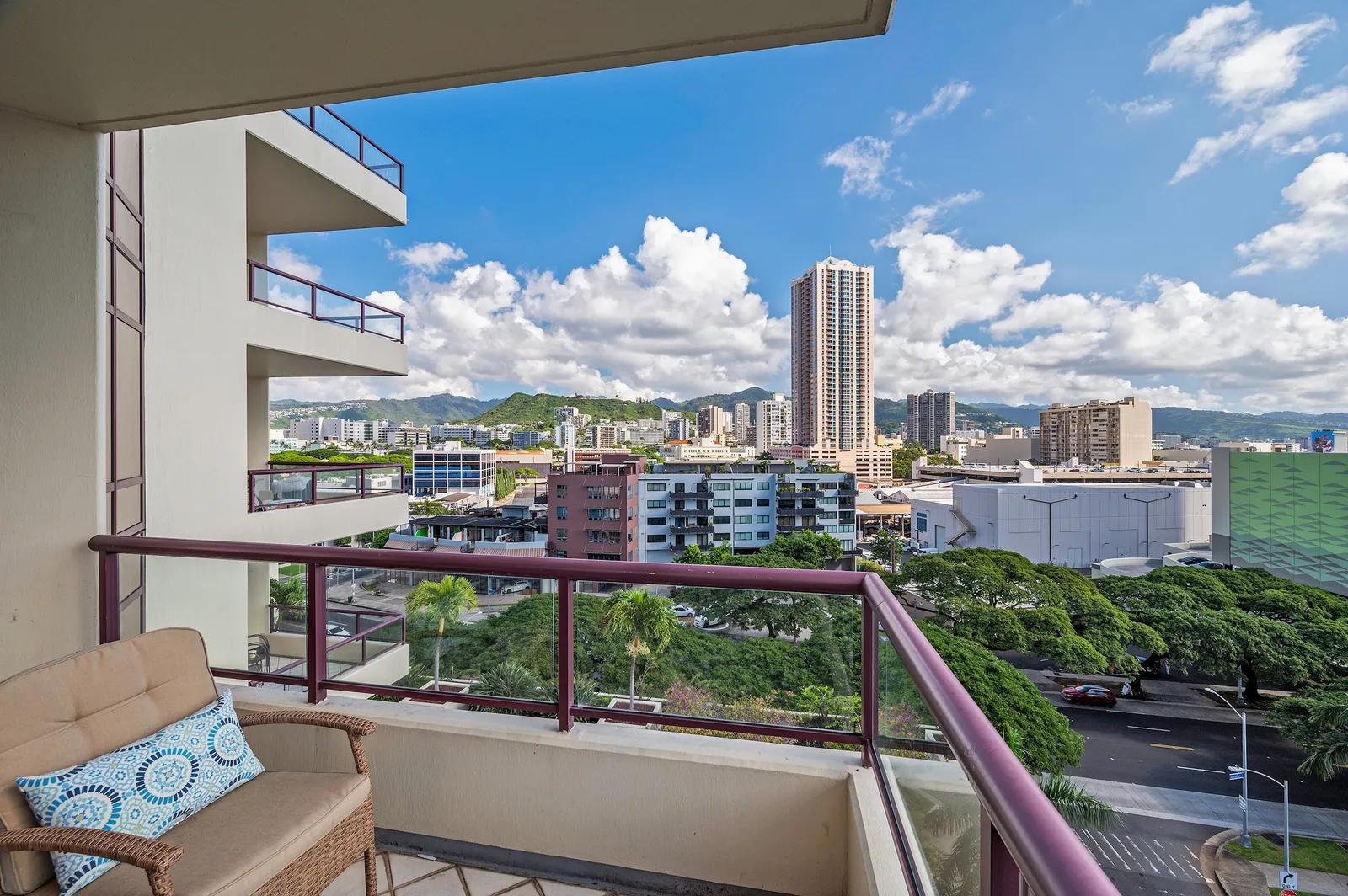 Hawaii Real Estate | View 725 Kapiolani Boulevard, #901 | room 22 | View 23