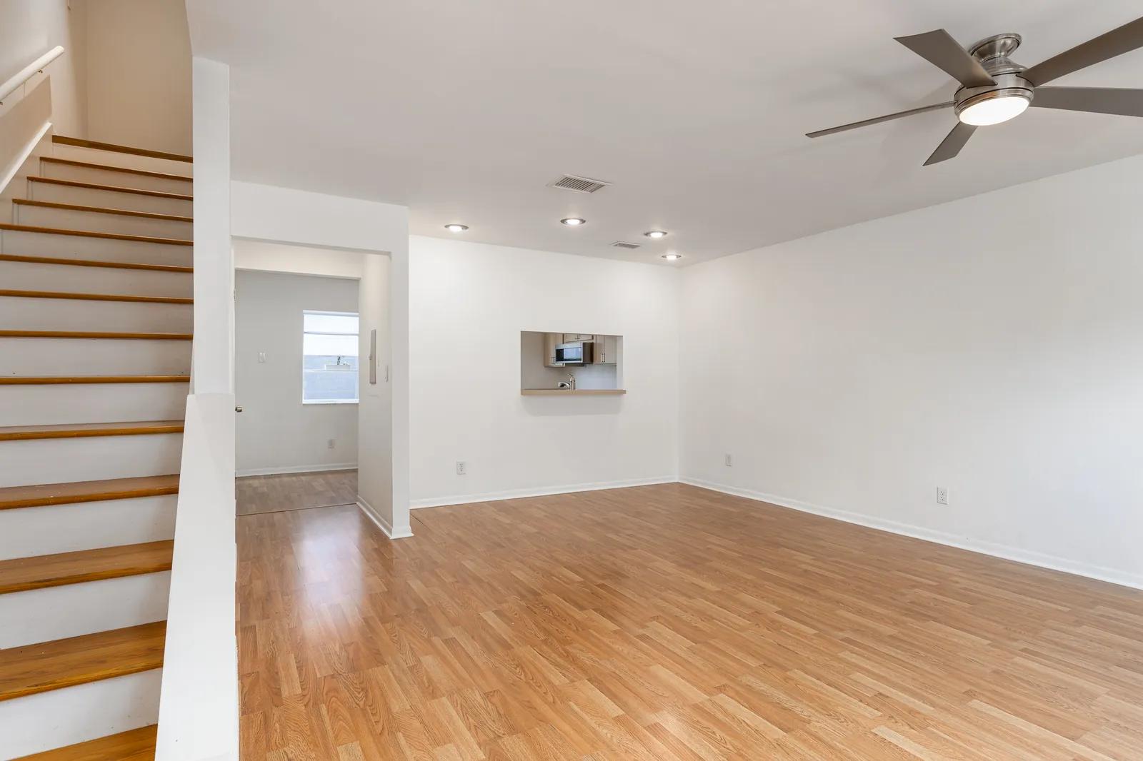 New York City Real Estate | View 212 South Tampania Avenue #212 | room 5 | View 6