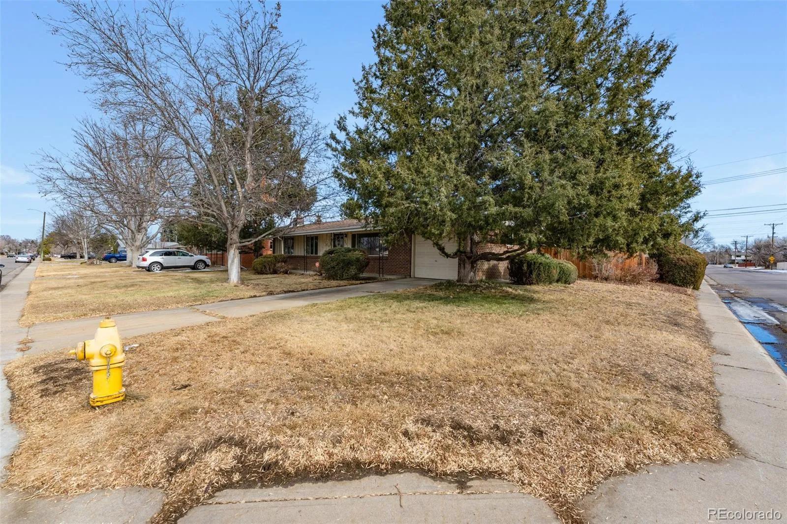 Denver Real Estate | View 884 Ivy Street | Photo4 | View 4