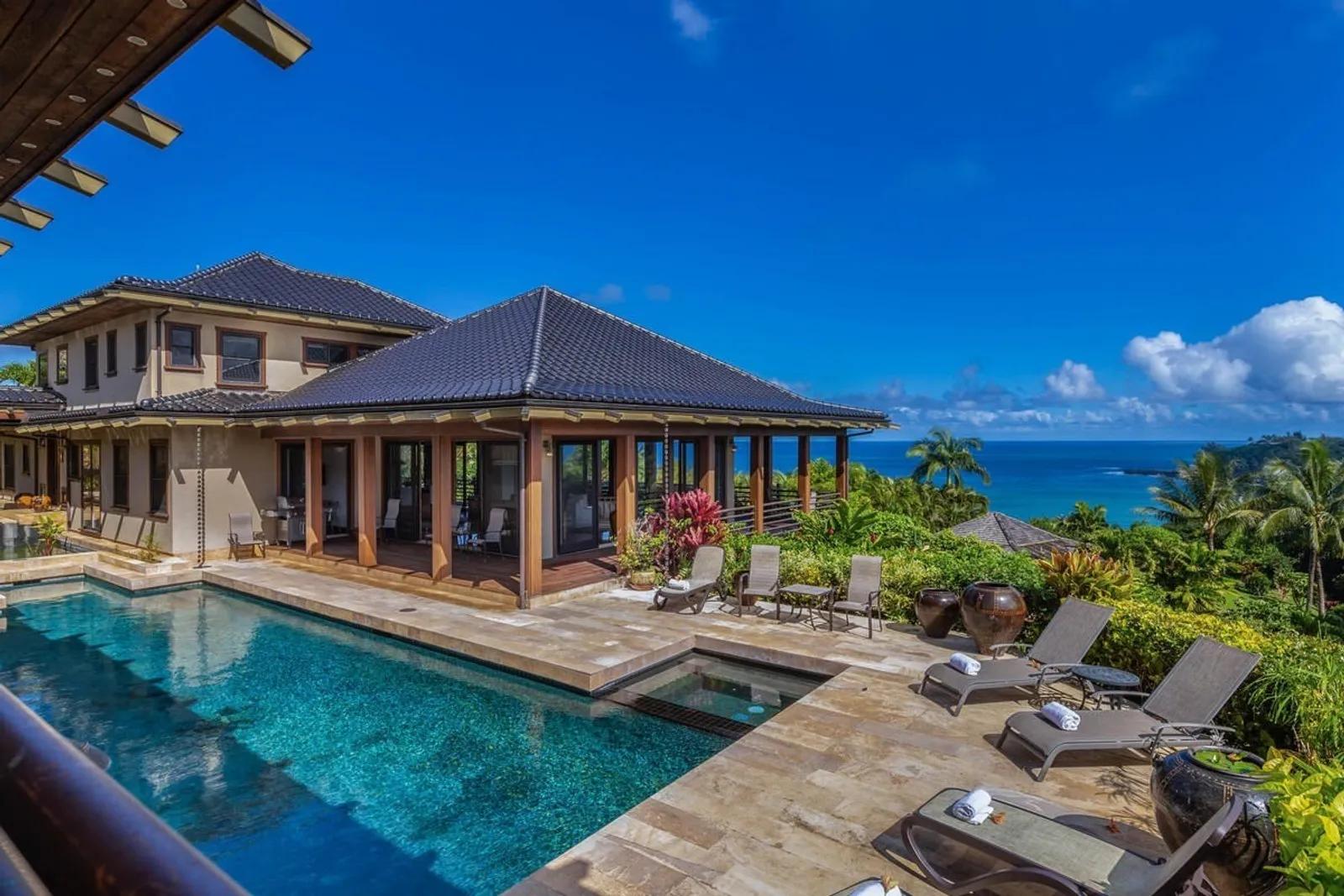 Hawaii Real Estate | View 3250-a Kalihiwai, #c, 3 | 5 Beds, 5 Baths | View 1