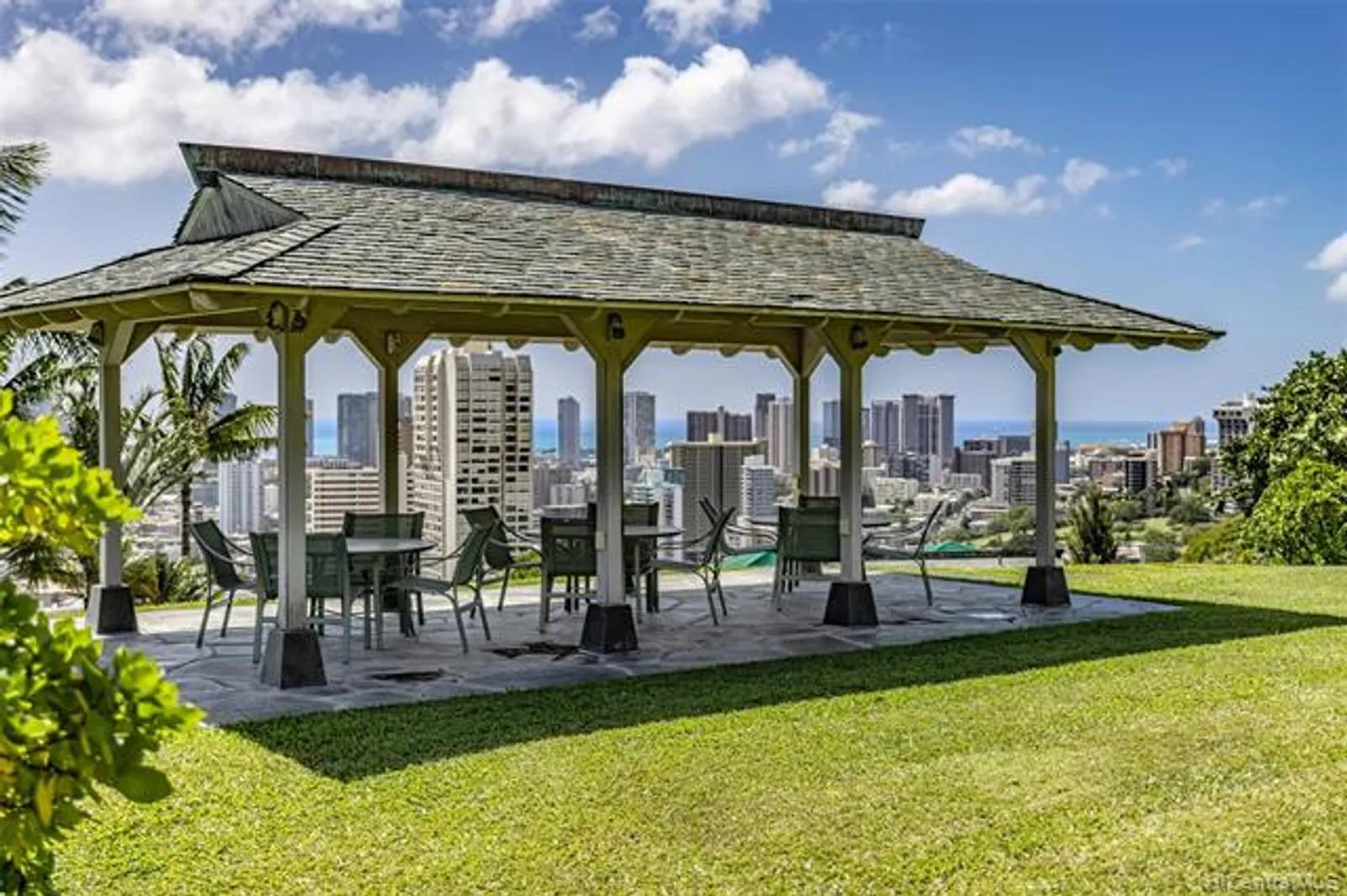 Hawaii Real Estate | View 2332 Makiki Hts Drive | room 23 | View 24