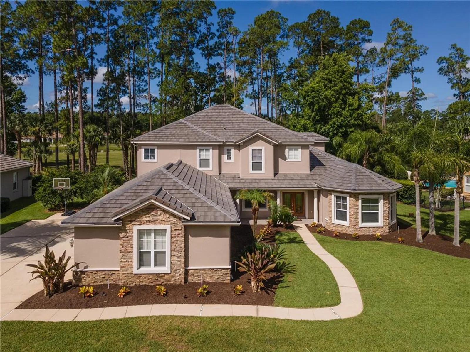 Central Florida Real Estate | View 1459 Foxtail Court | 6 Beds, 4 Baths | View 1