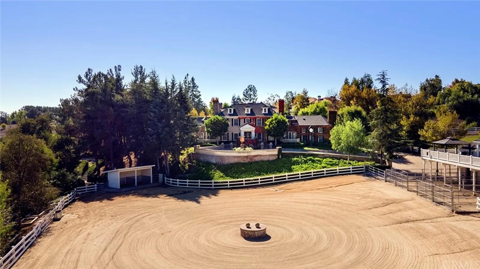 Southern California Real Estate | View 23111 Maravilla Lane | Listing | View 55