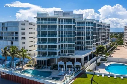 Homes for sale in Palm Beach | View 3550 South Ocean Boulevard 6d | 3 Beds, 3.1 Baths