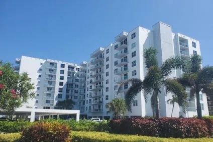Homes for sale in Palm Beach | View 3450 South Ocean Blvd #125 | 1 Bed, 1.1 Baths