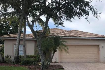 Homes for sale in West Palm Beach | View 8640 Pine Cay | 3 Beds, 2 Baths